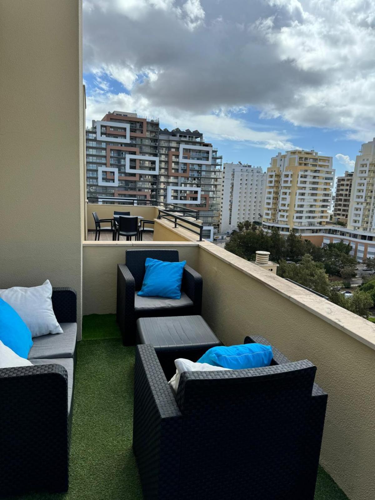 THE PENTHOUSE IN AMARILIS