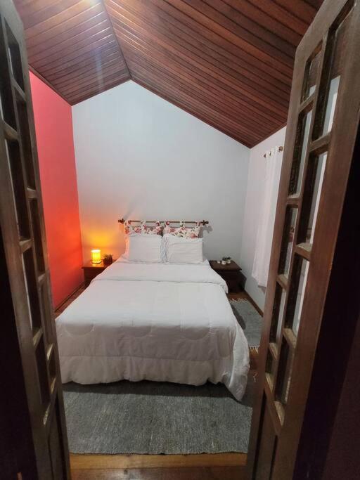 Casa inteira em Criciúma-Prox ao shopping