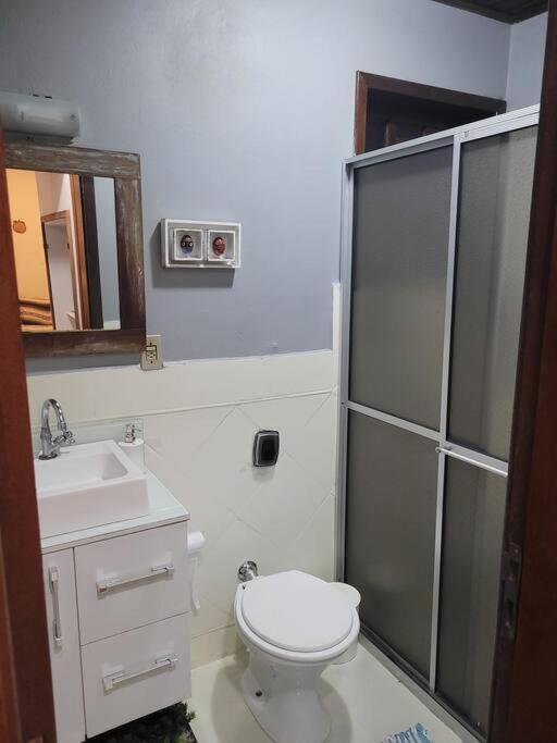 Casa inteira em Criciúma-Prox ao shopping