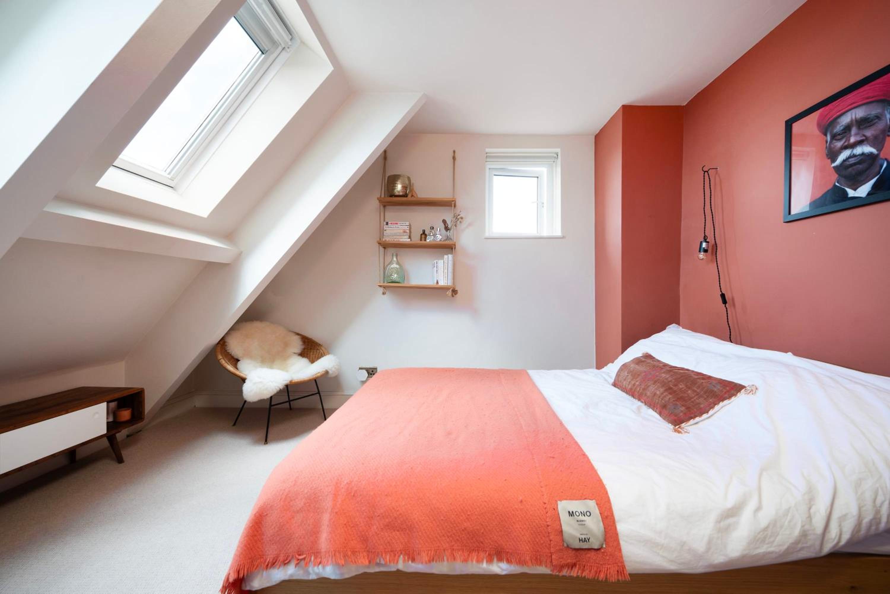 Beautiful 2BR Flat with Amazing Garden