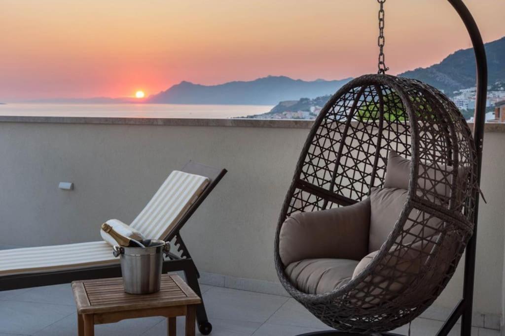 Luxury Villa Orianna - Apartments with Views