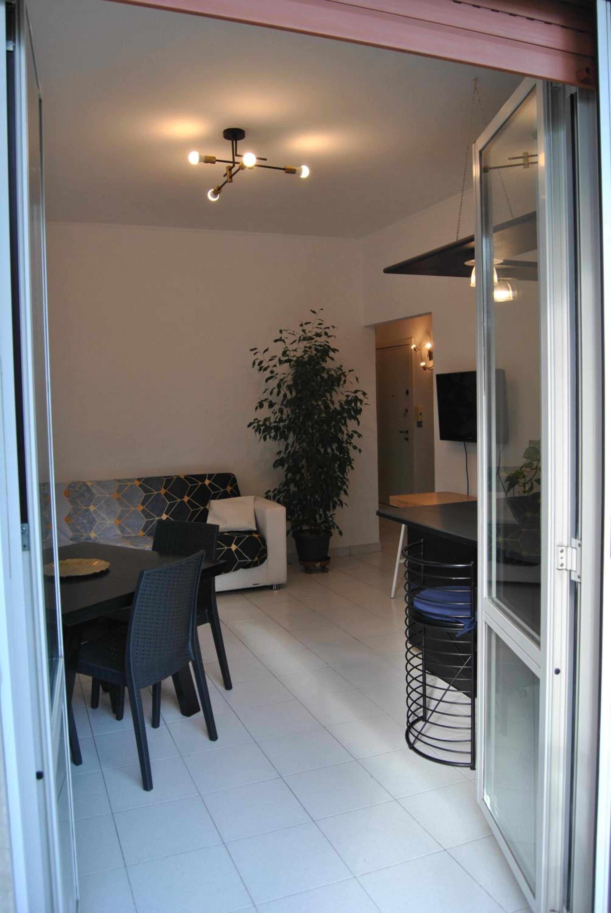 Portello Flat with Balcony