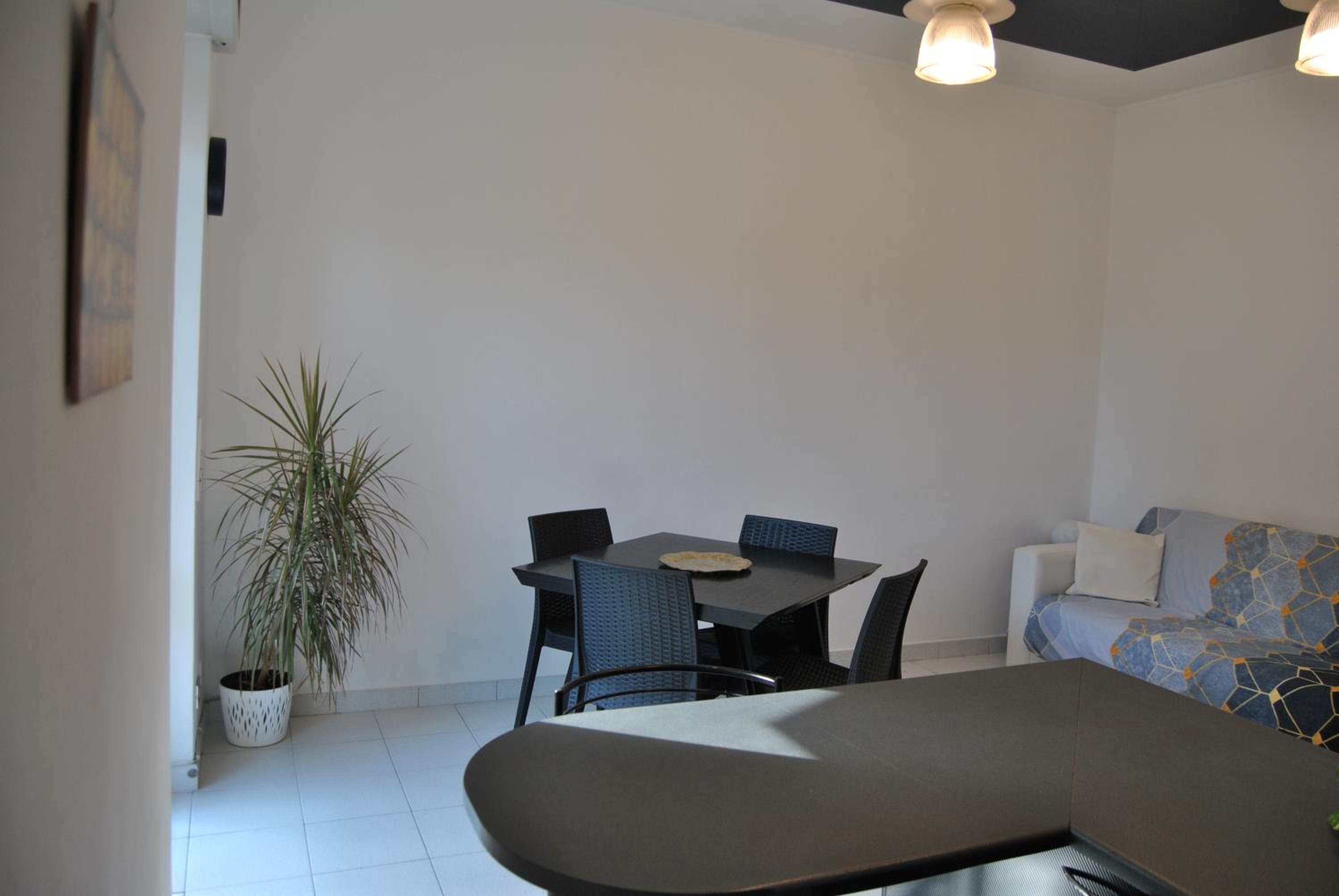 Portello Flat with Balcony