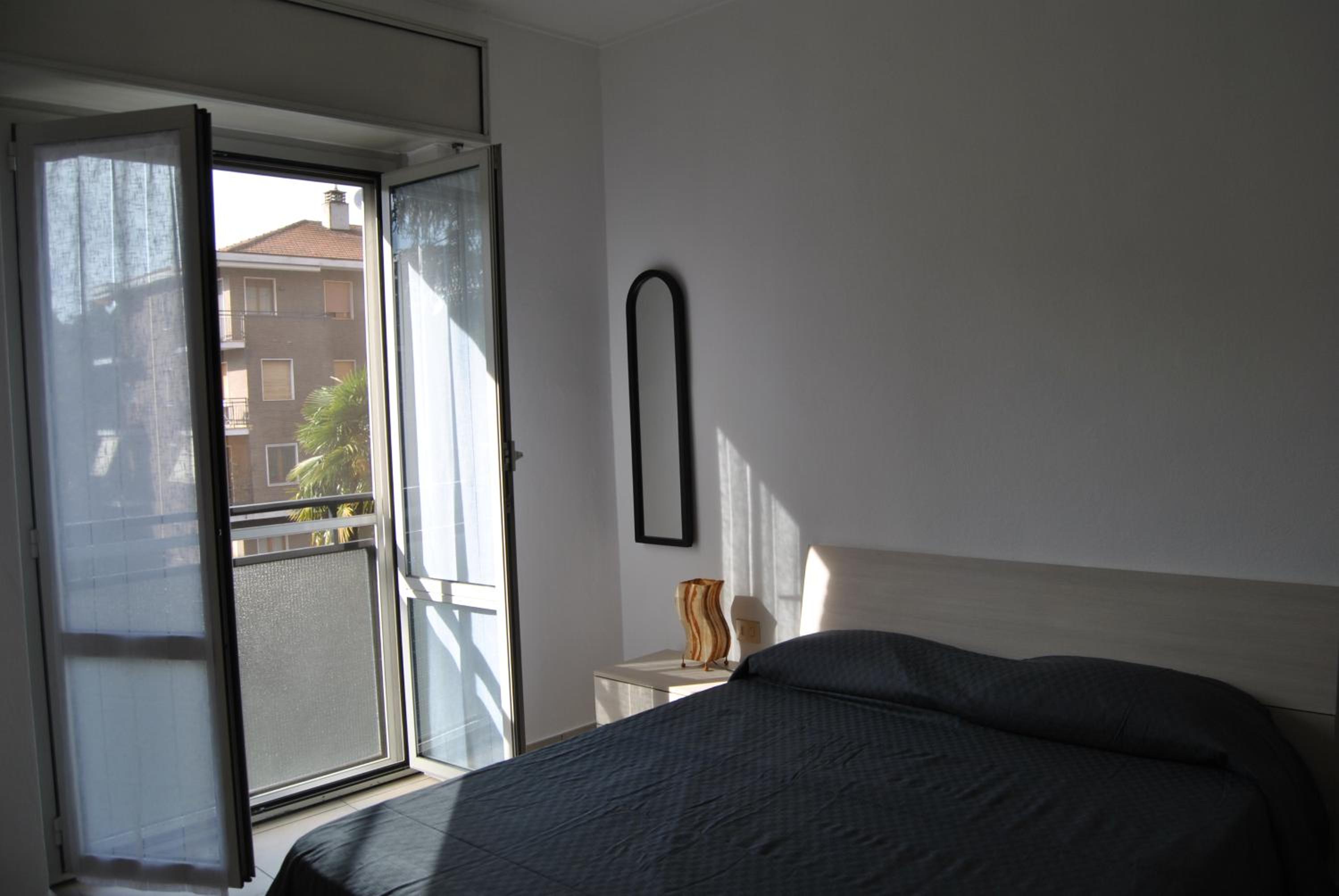 Portello Flat with Balcony
