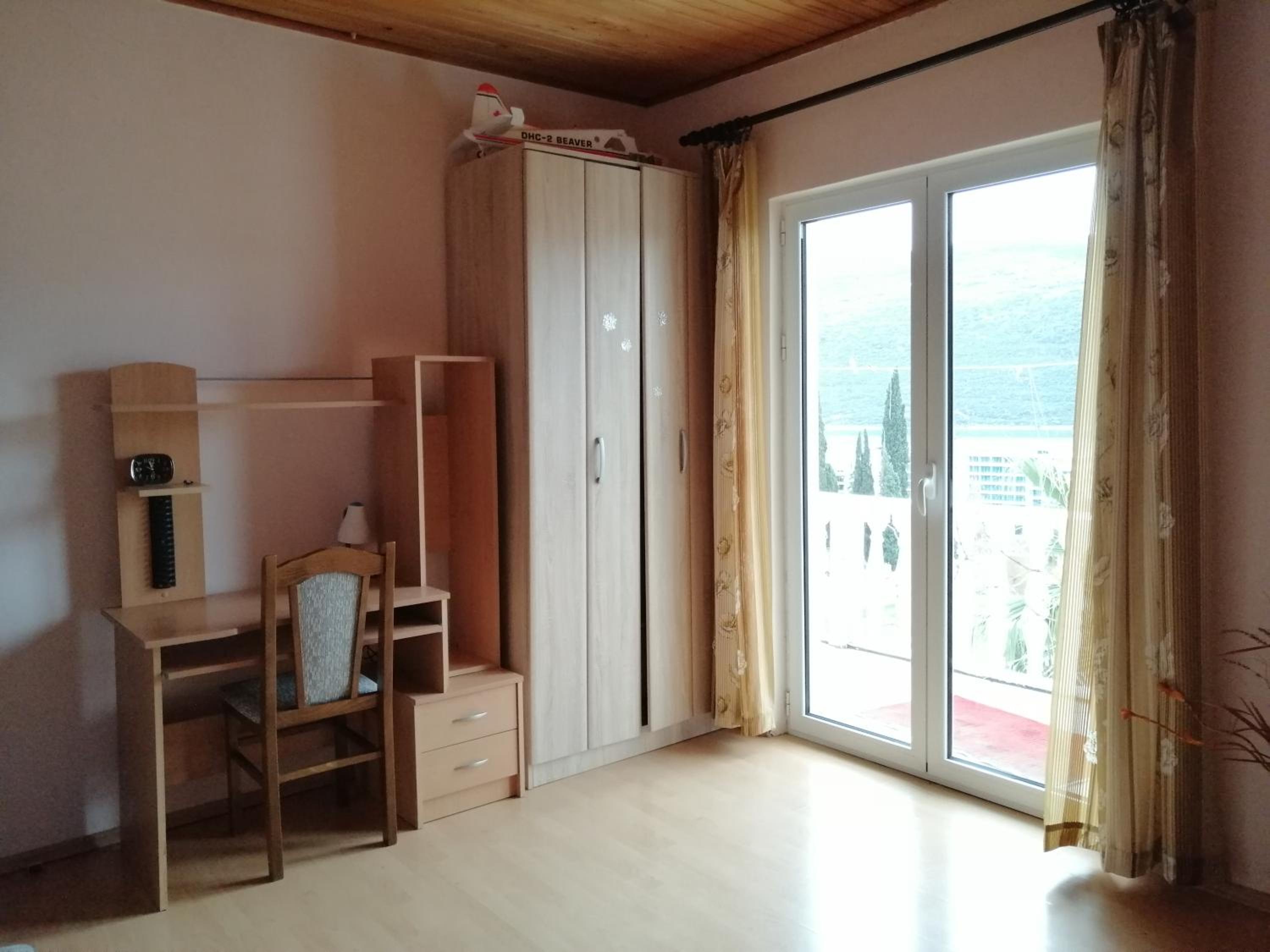 Cosy Apartment Sea View in Kumbor photo 3