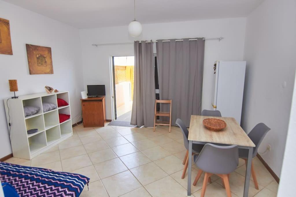 ká Anabela - Apartamento T1 para cadeirantes - Santa Maria