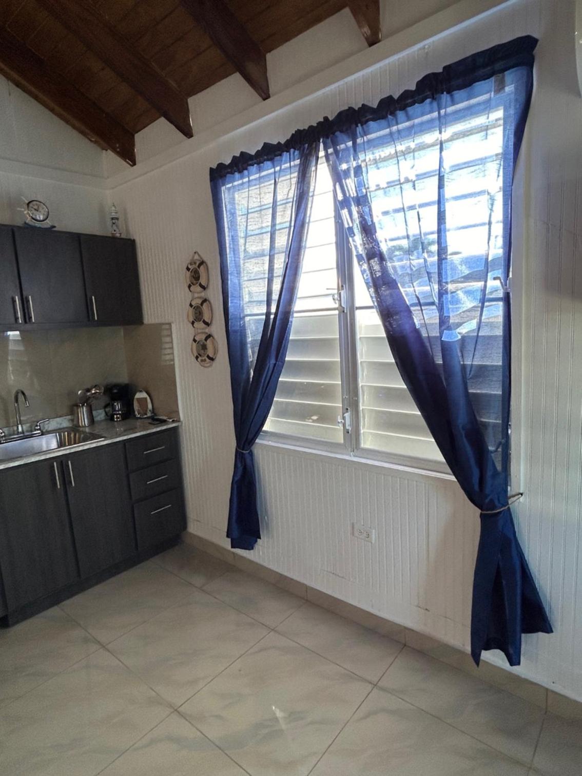 Casita Sonia Del Mar at Playita Salinas