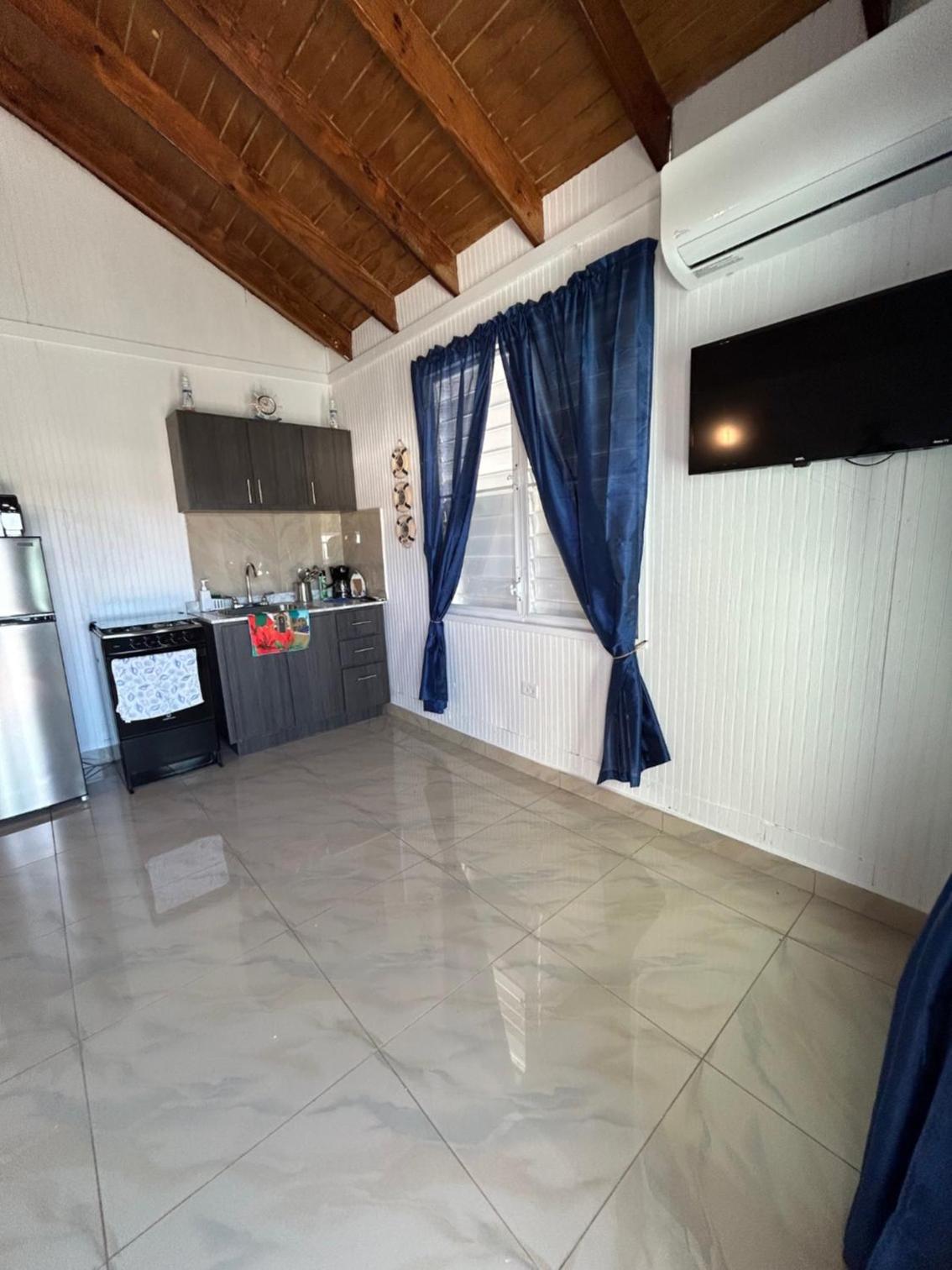 Casita Sonia Del Mar at Playita Salinas