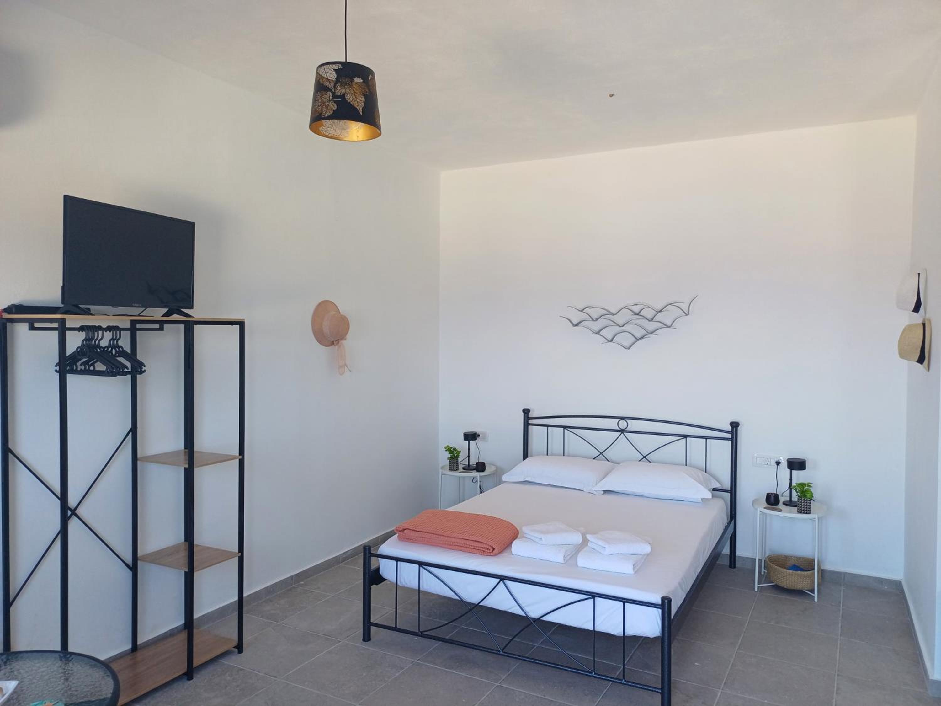 'Nektarios' Cycladic house with sunrise and sea view!! photo 4