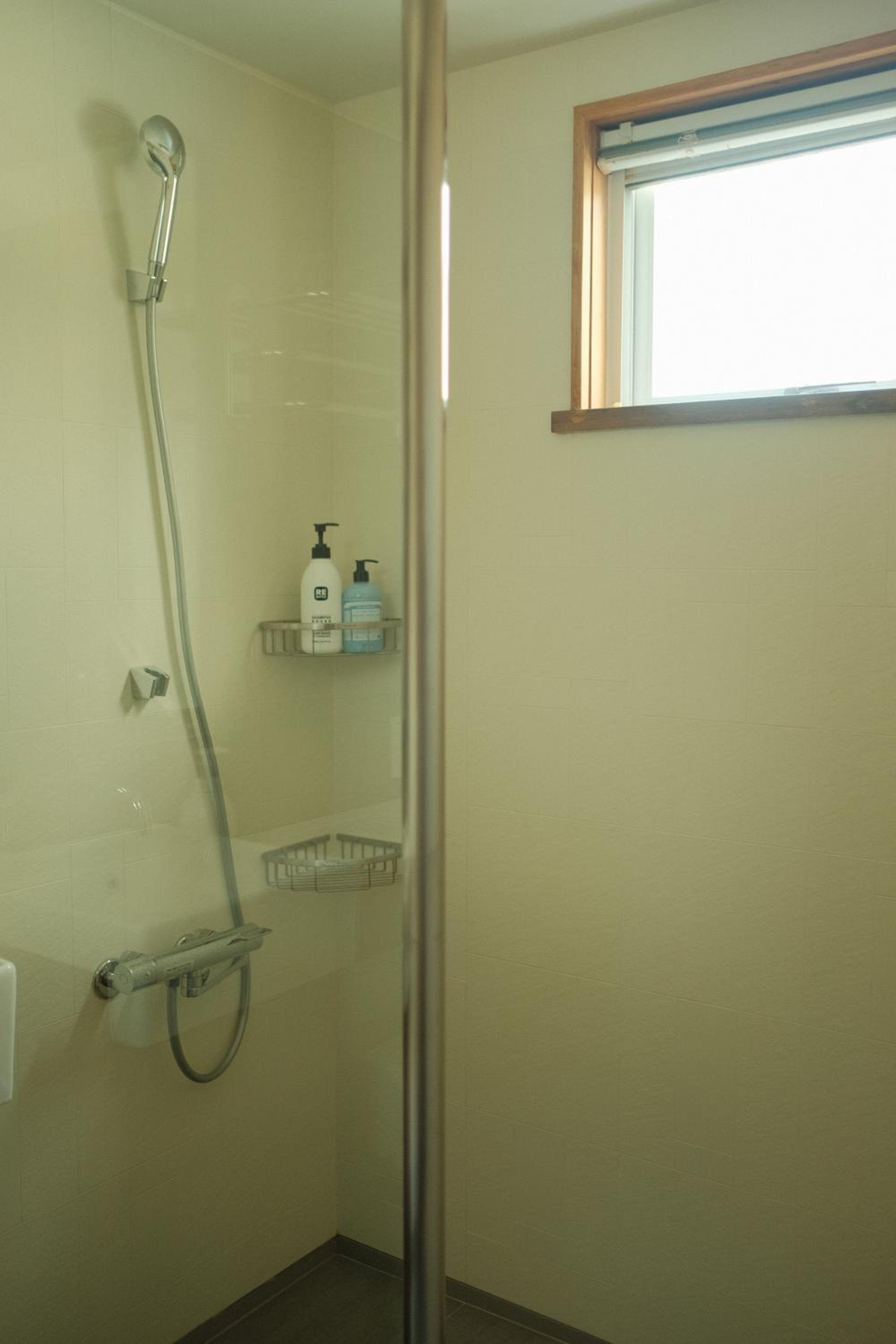 Photo 42