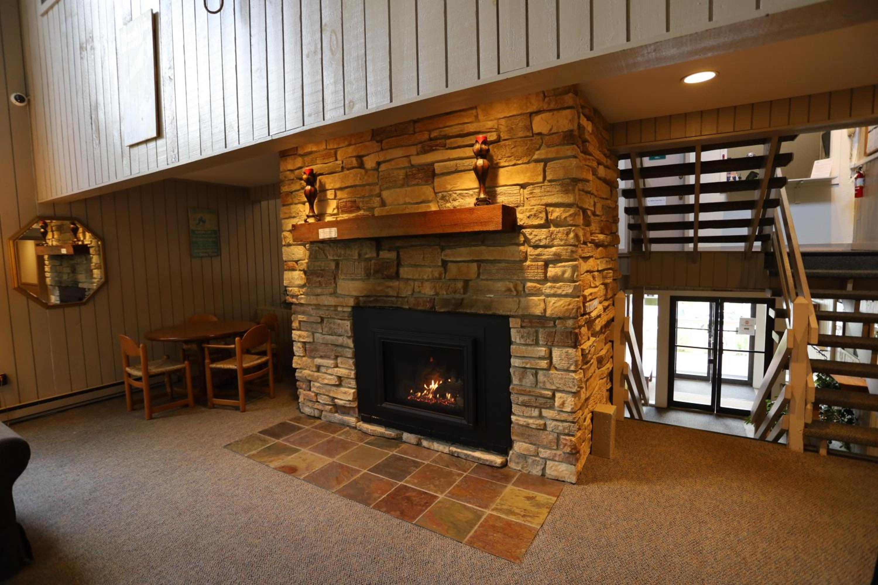 Inns of Waterville Valley 205 view 2