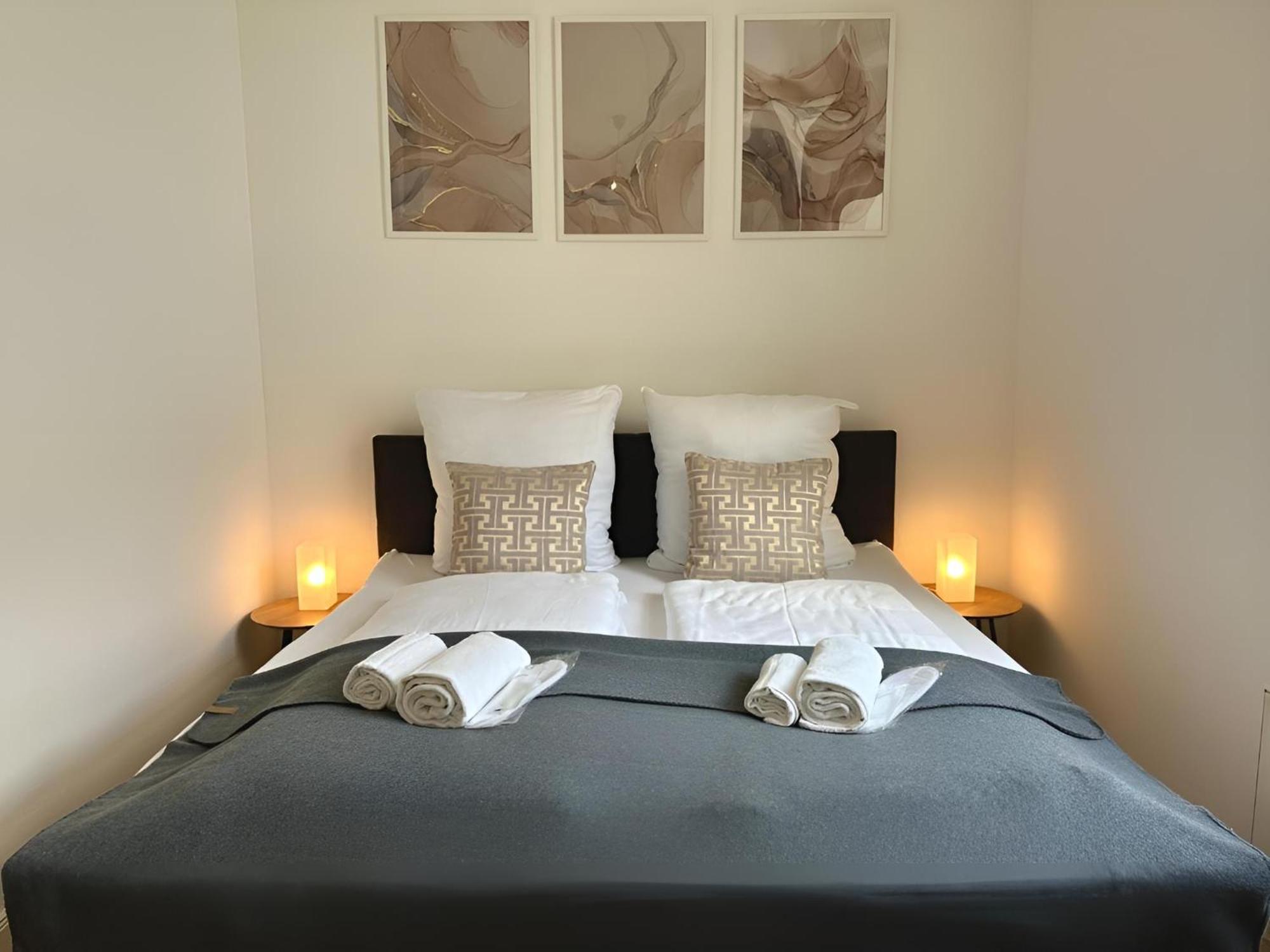 RAHA Apartments - Modernes Studio-Apartment - HBF - Privat Parkplatz