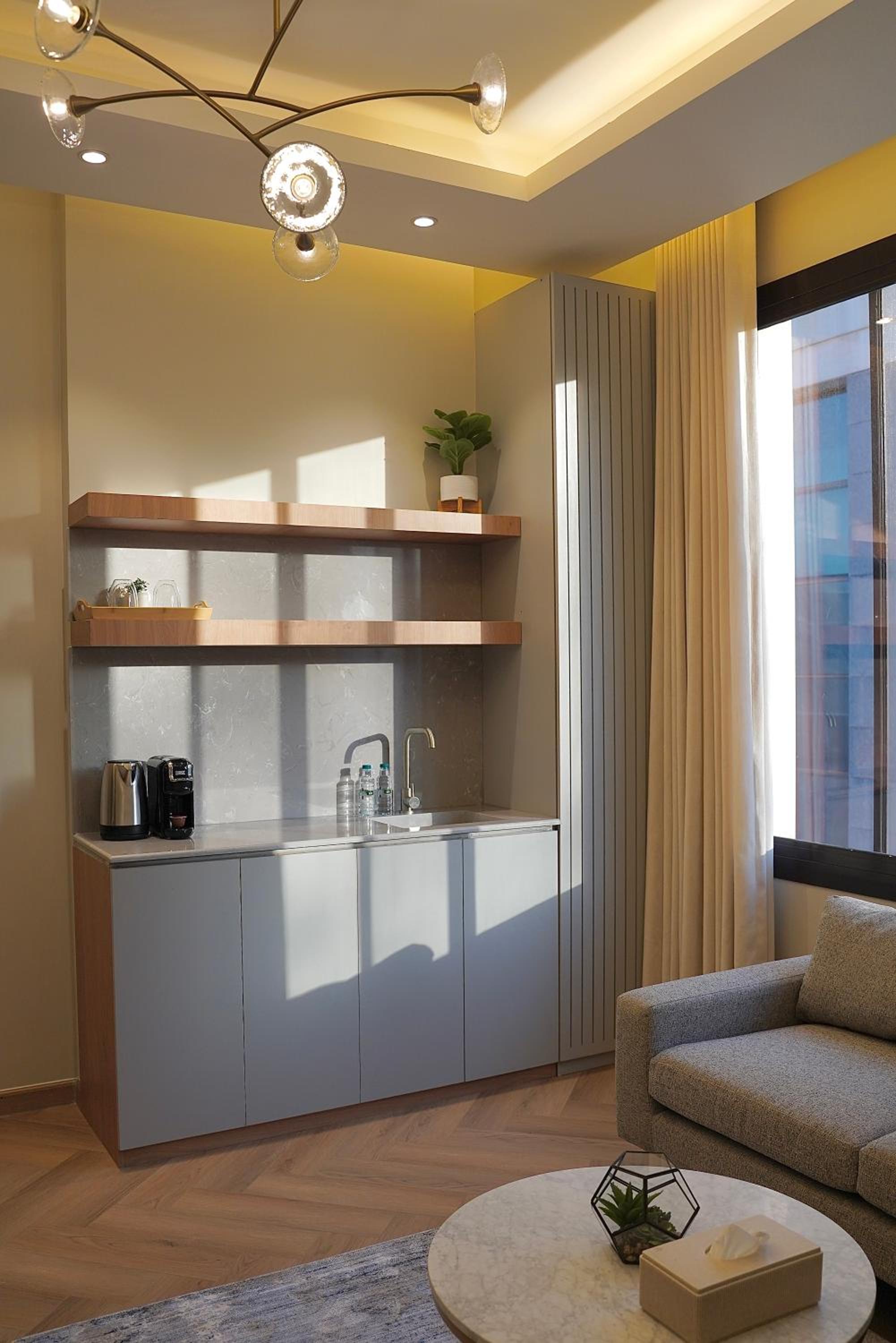 PILO Serviced Apartments