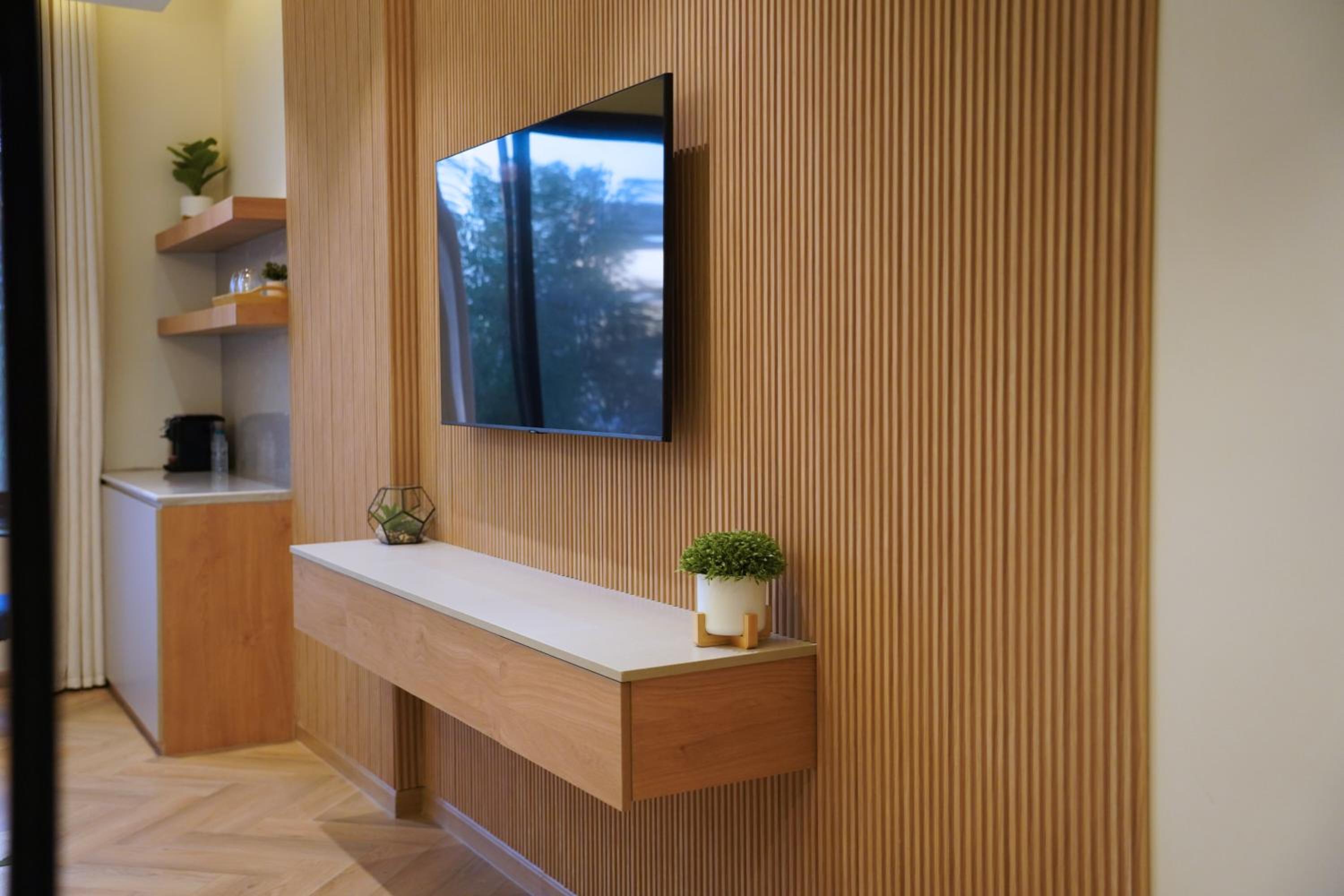 PILO Serviced Apartments