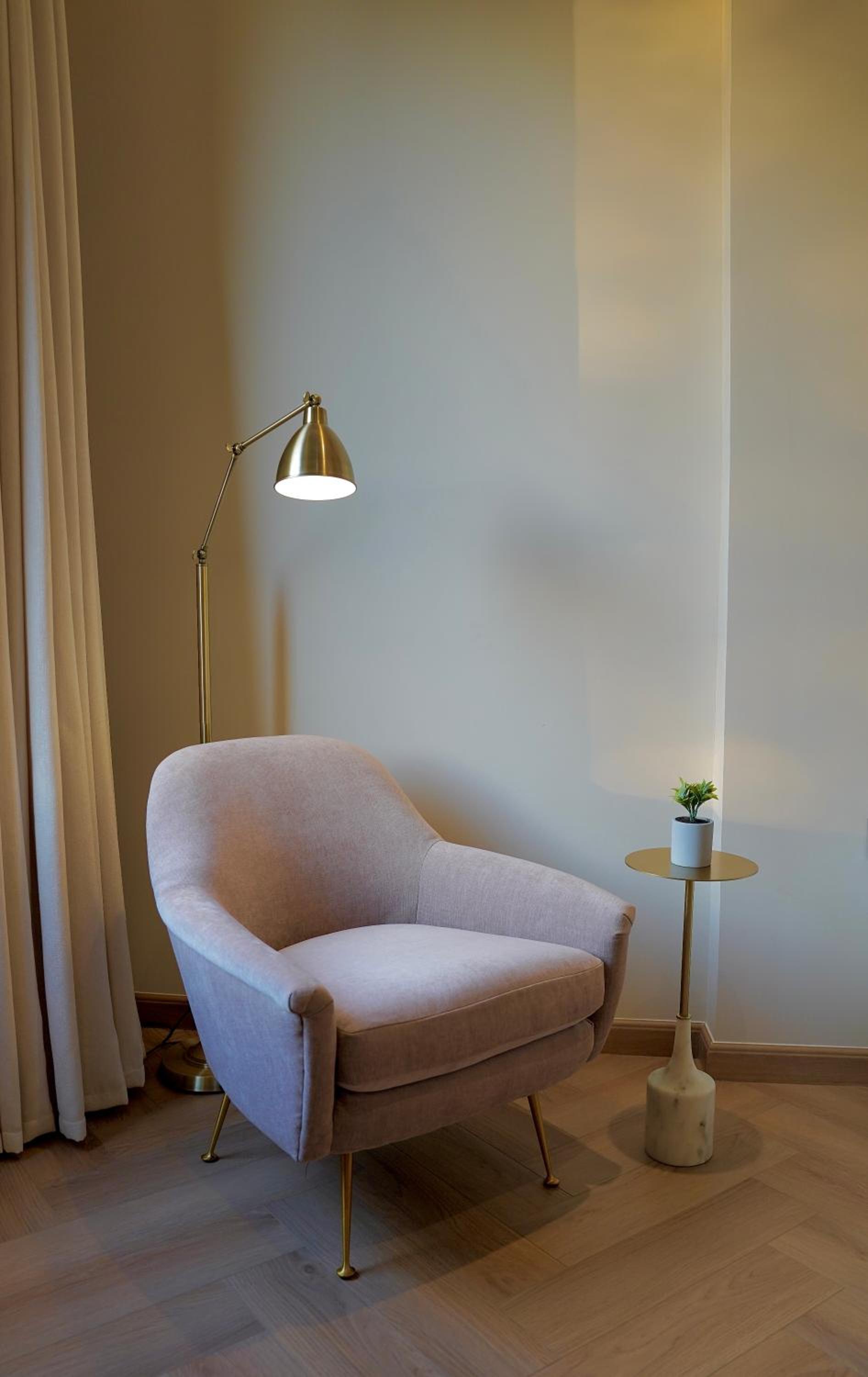 PILO Serviced Apartments