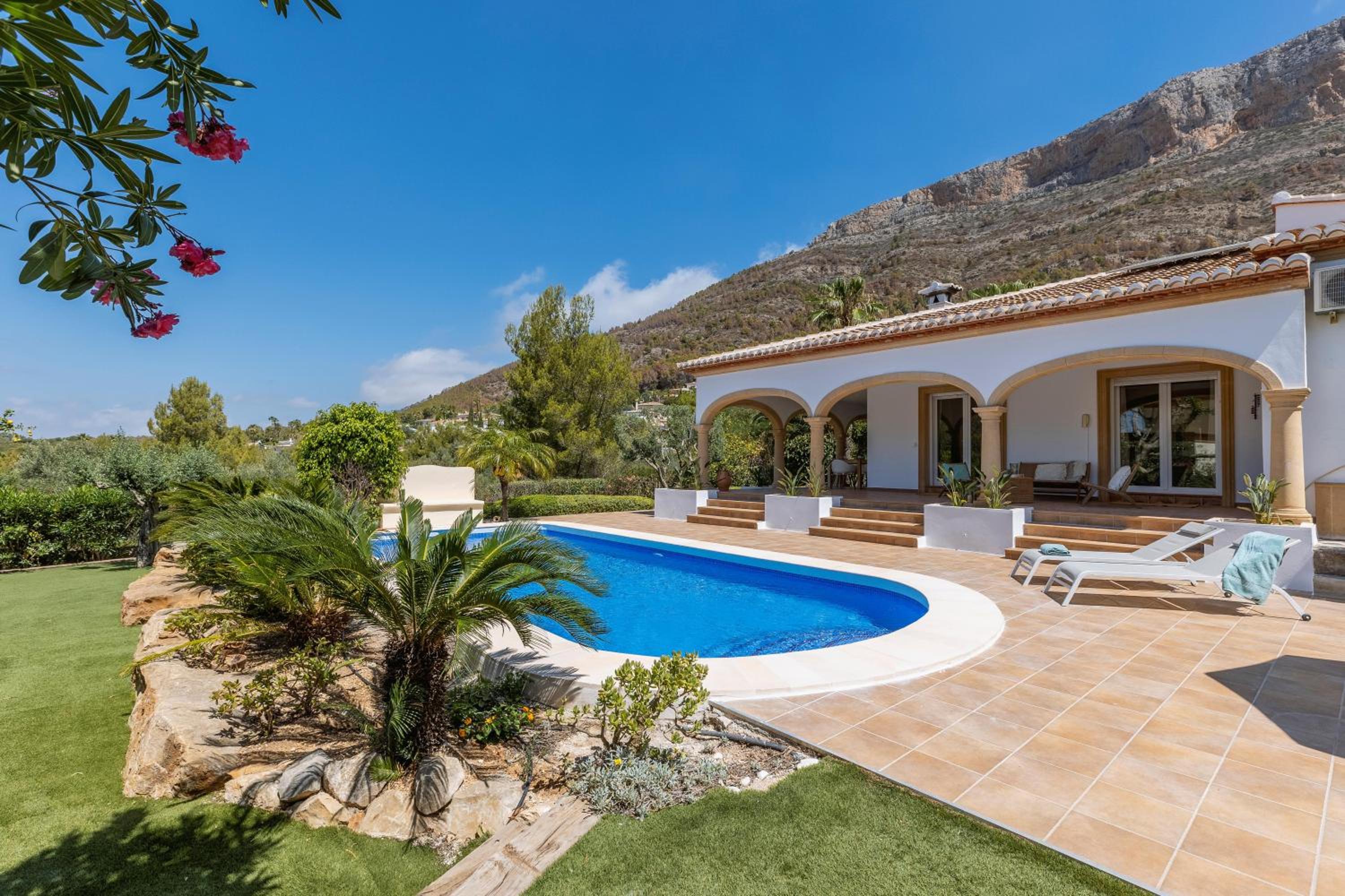 Casa Caramelo by BonCasa Costa Blanca