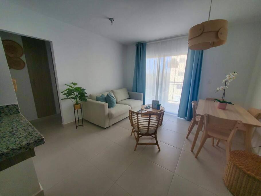 Acogedor apartamento 2 Hab con Terraza