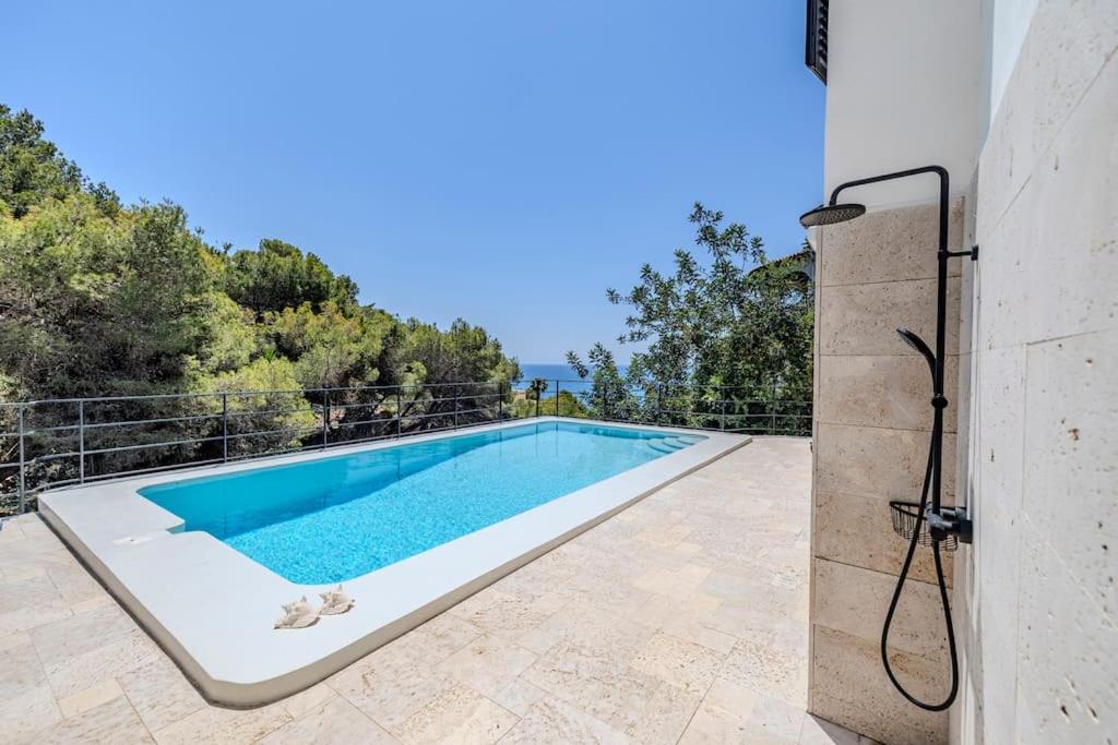 Stylish villa, stunning views in Javea
