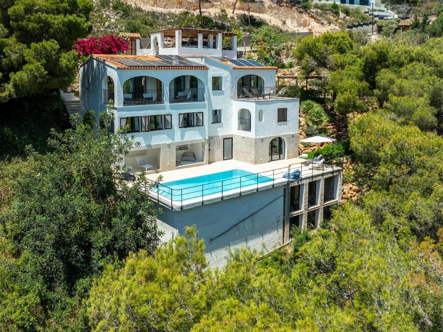 Stylish villa, stunning views in Javea