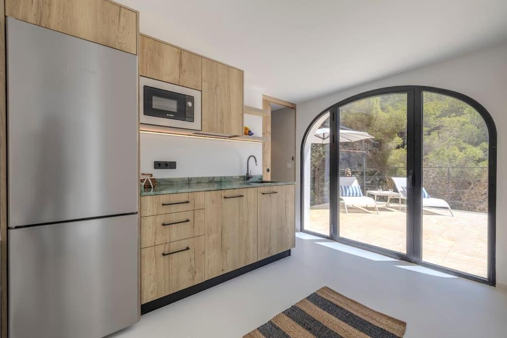 Stylish villa, stunning views in Javea
