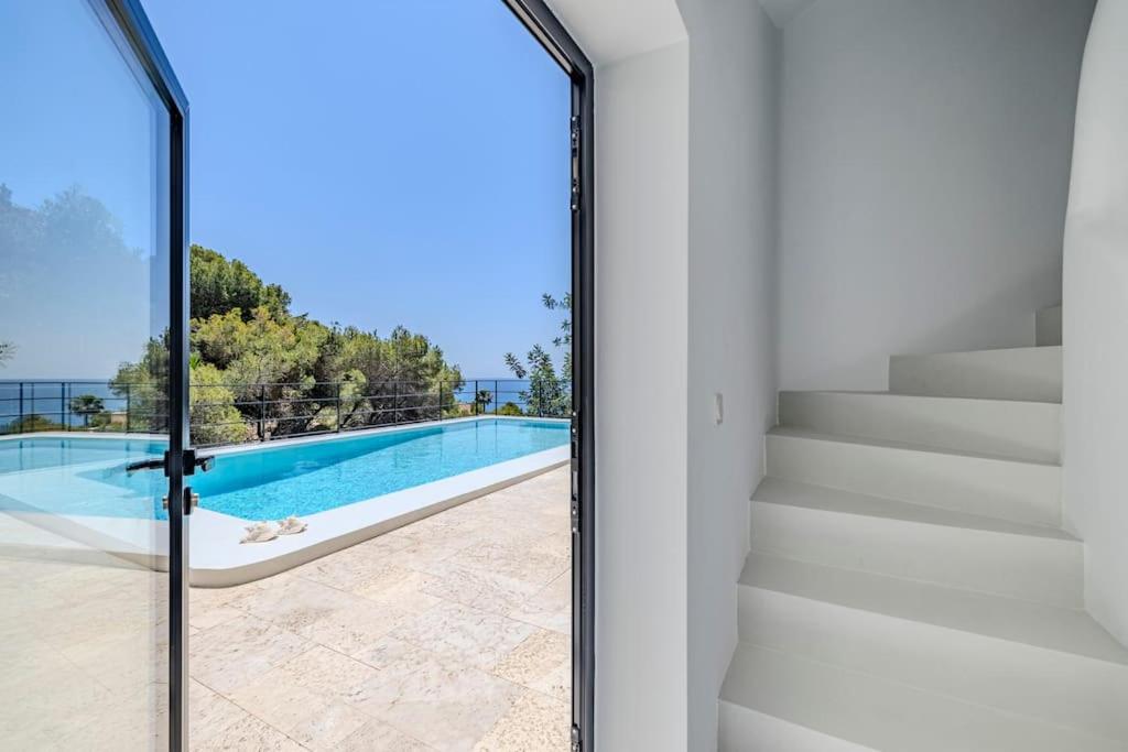 Stylish villa, stunning views in Javea