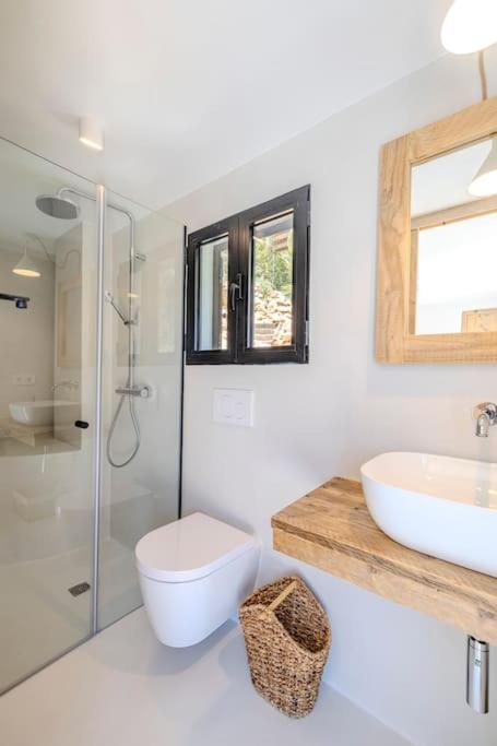 Stylish villa, stunning views in Javea
