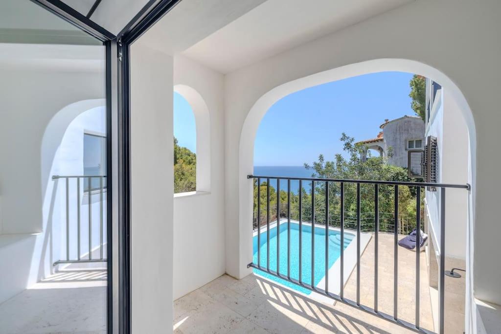 Stylish villa, stunning views in Javea