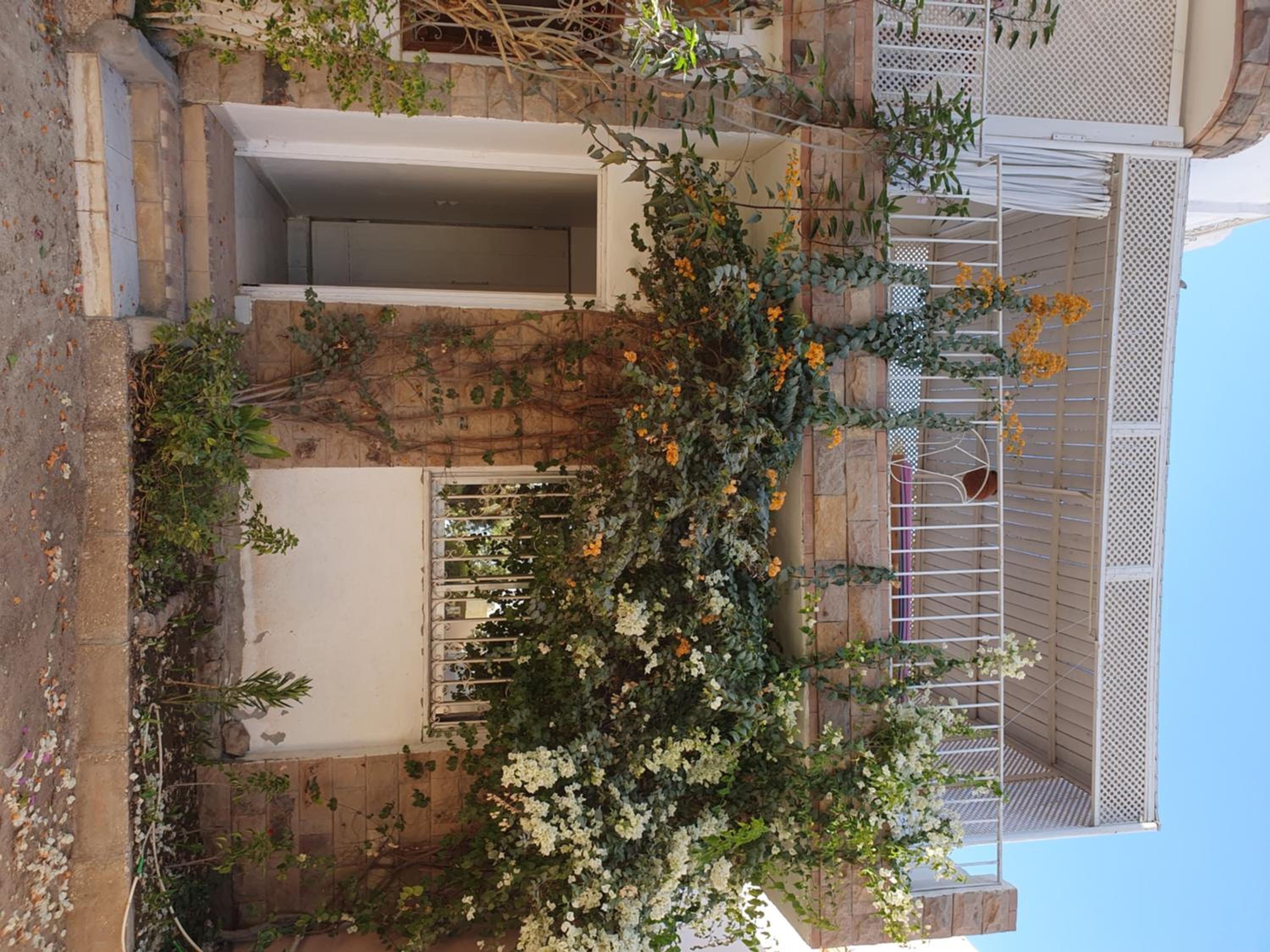 Teba House
