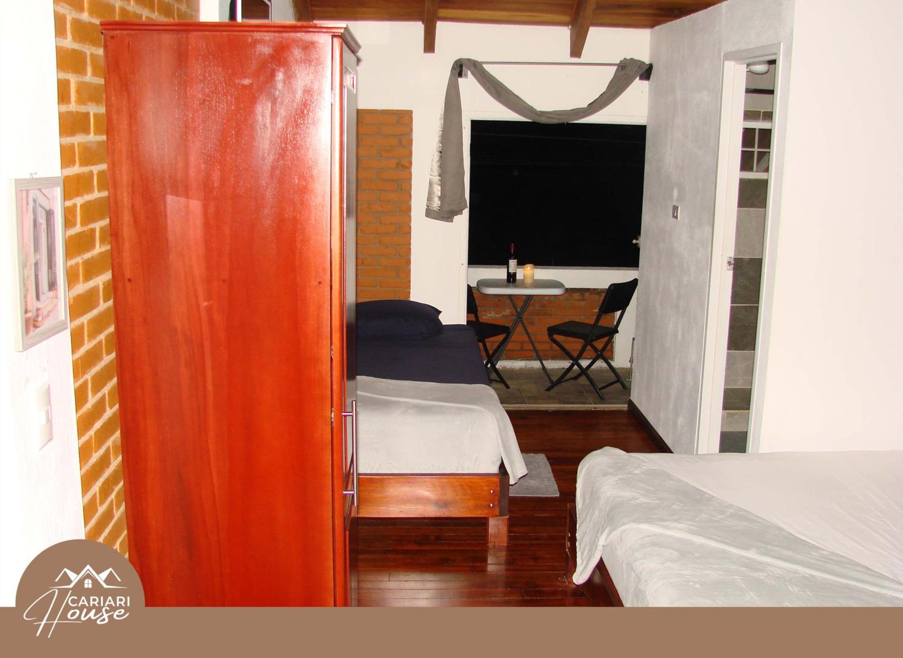 Private rooms, 10 min from SJO Airport