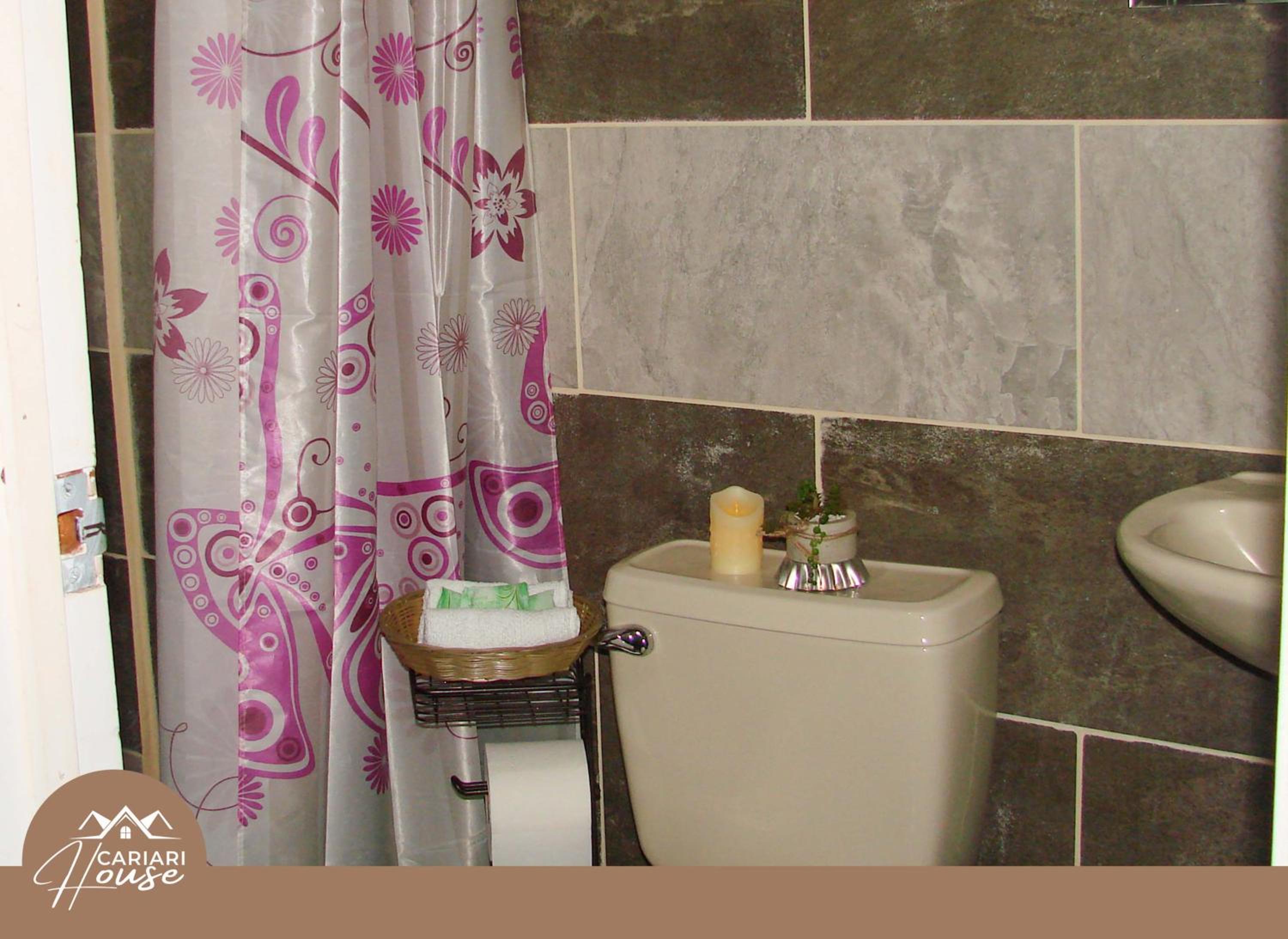 Private rooms, 10 min from SJO Airport