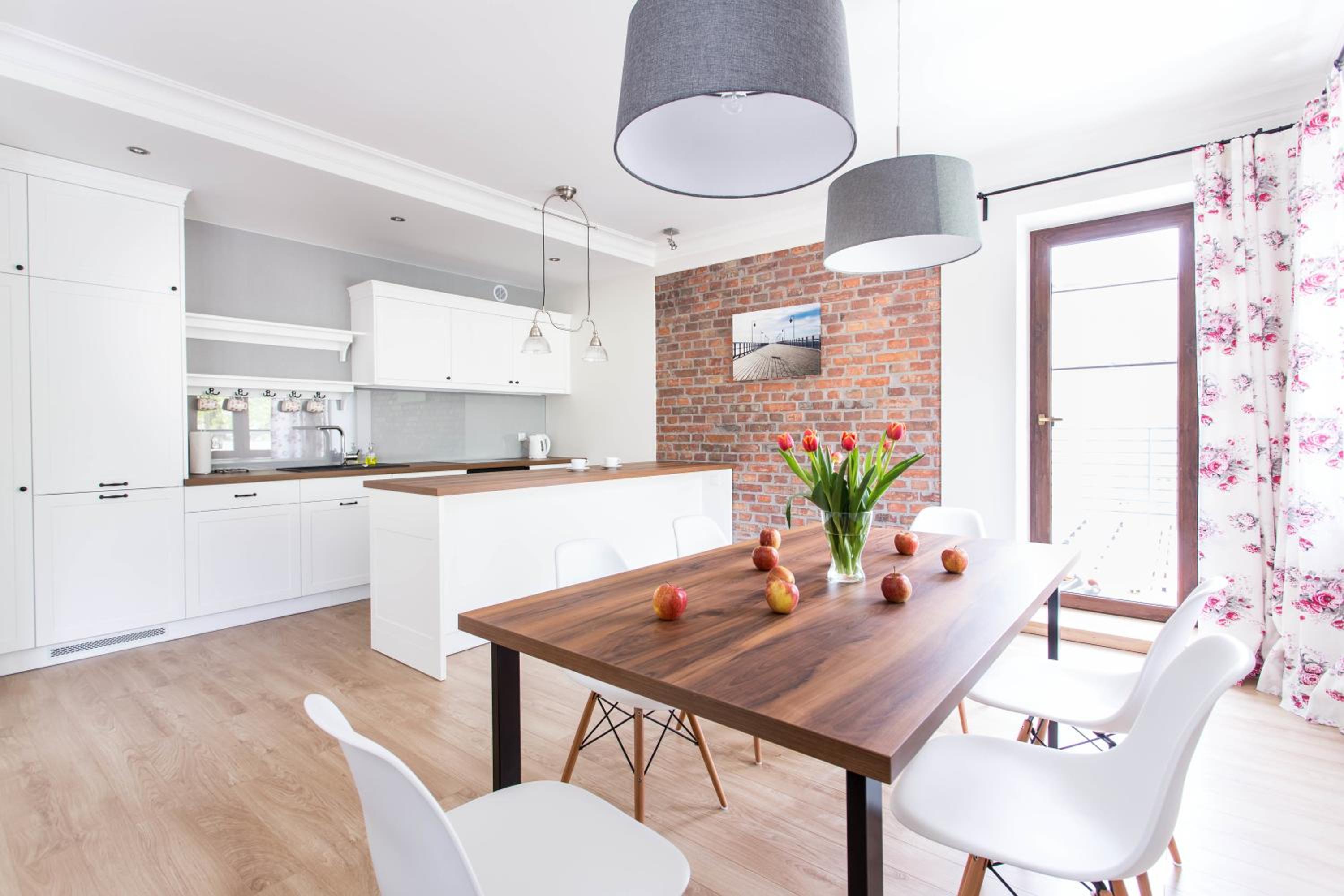 Villa Allegra Apartamenty z ogrodem i salą zabaw ,darmowy parking i leżaki, 5minut do morza