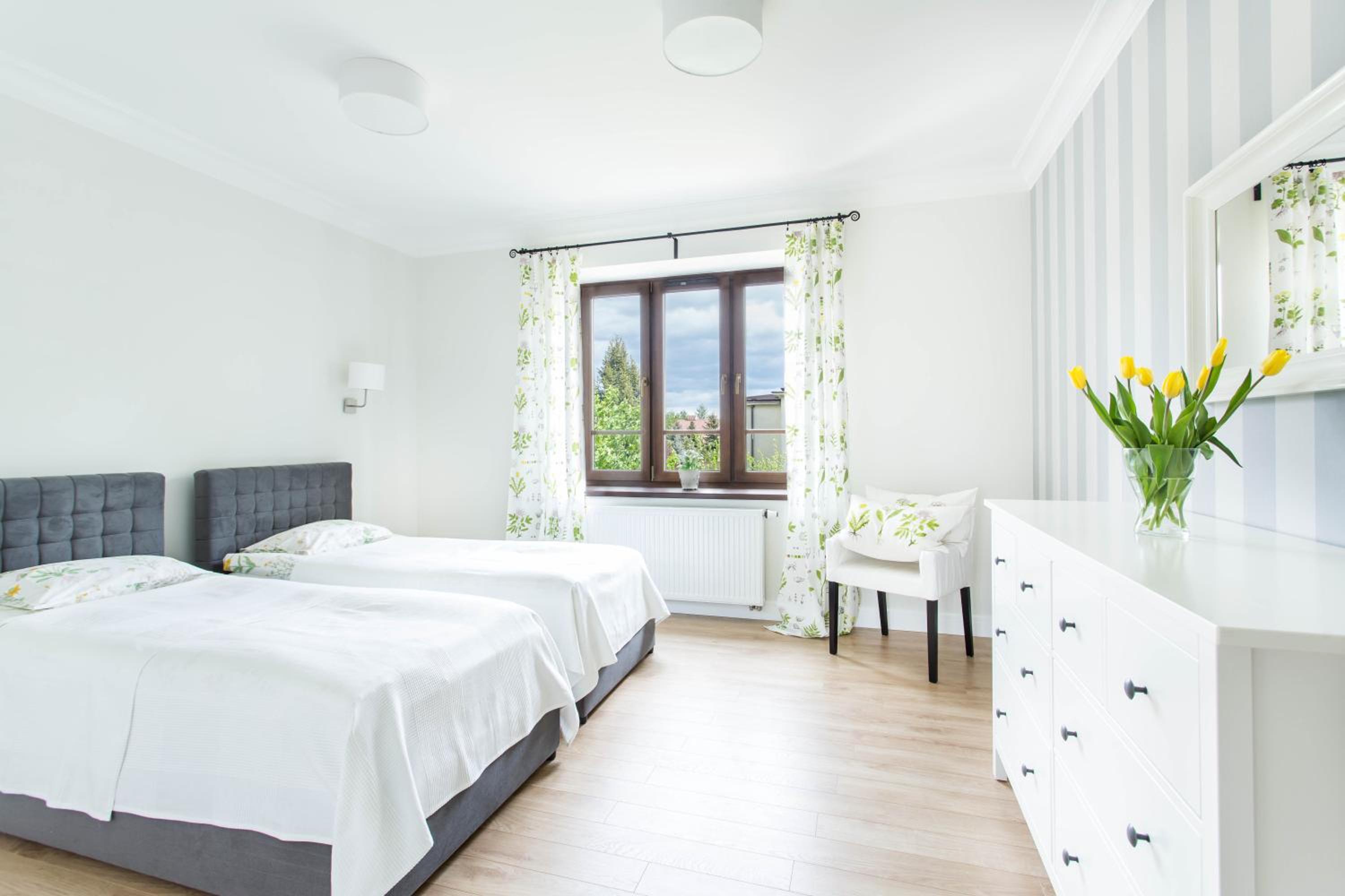 Villa Allegra Apartamenty z ogrodem i salą zabaw ,darmowy parking i leżaki, 5minut do morza