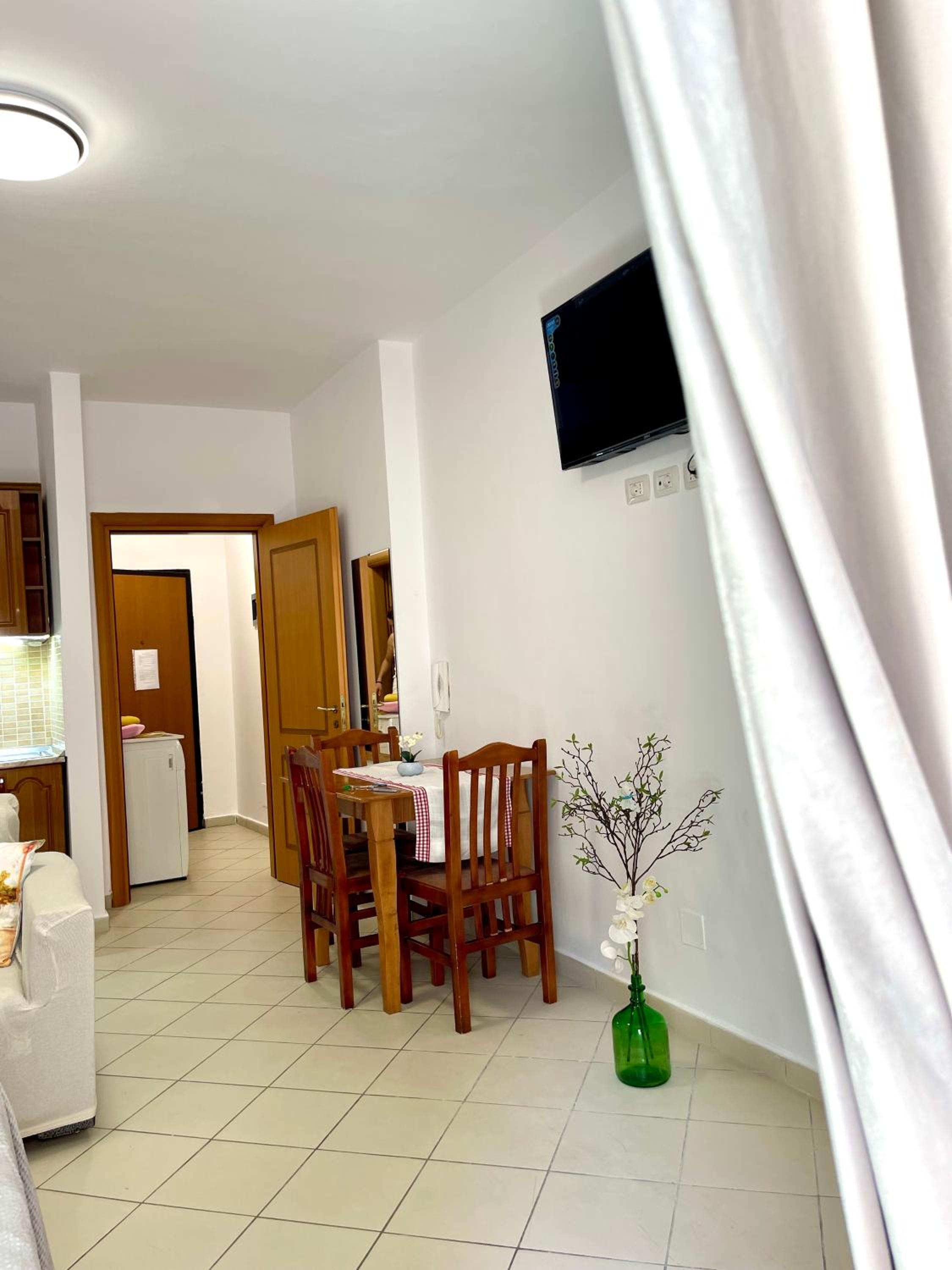 Rori Beach House 2
