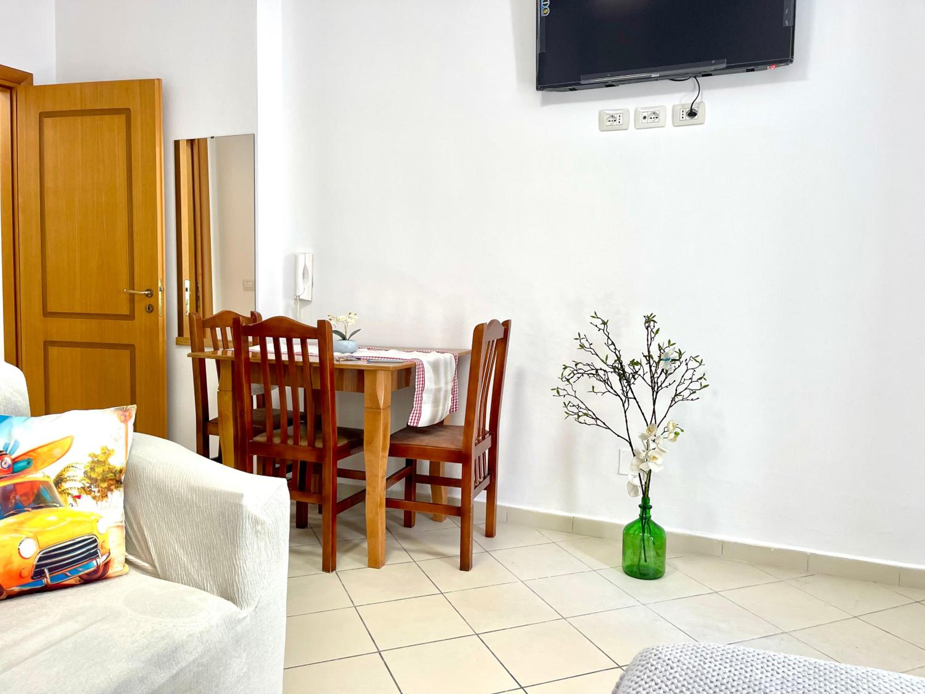 Rori Beach House 2