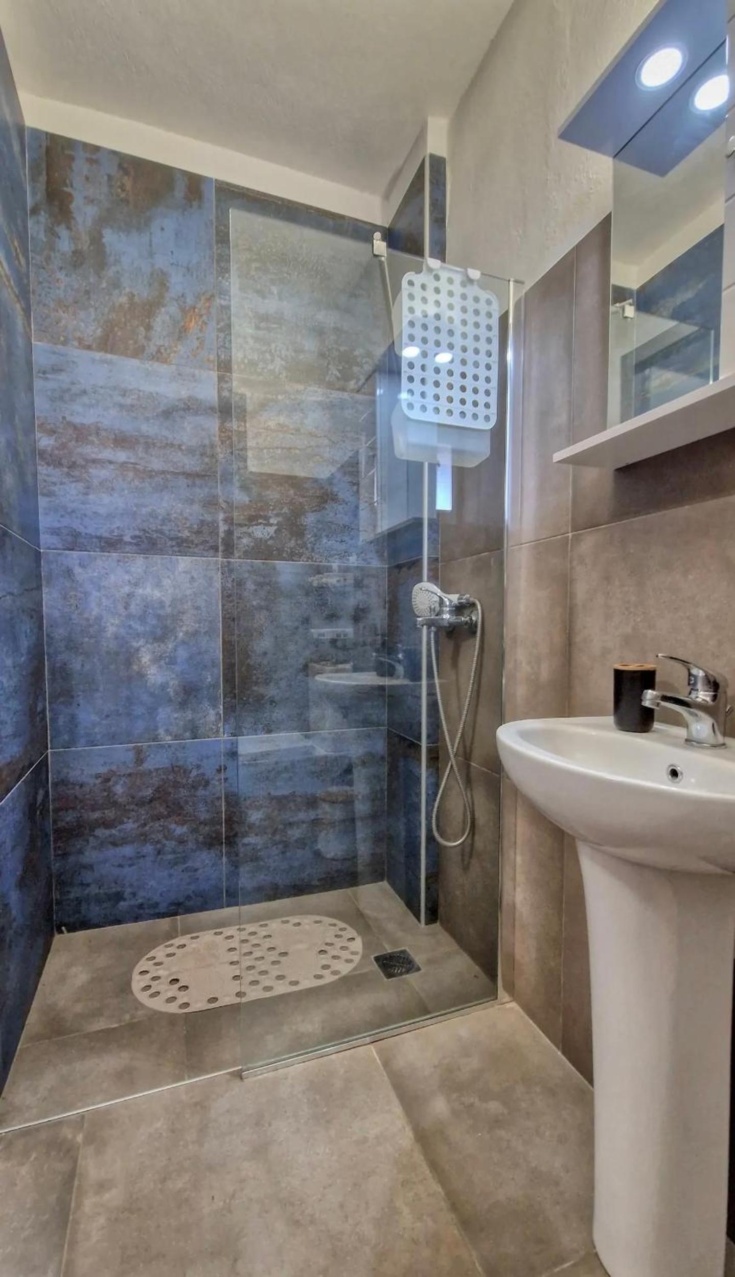 Villa Alimos