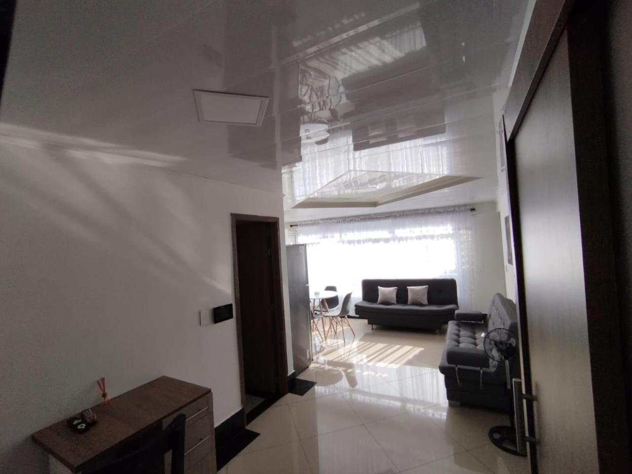 Aparta Suites Laureles 71 7 aptos