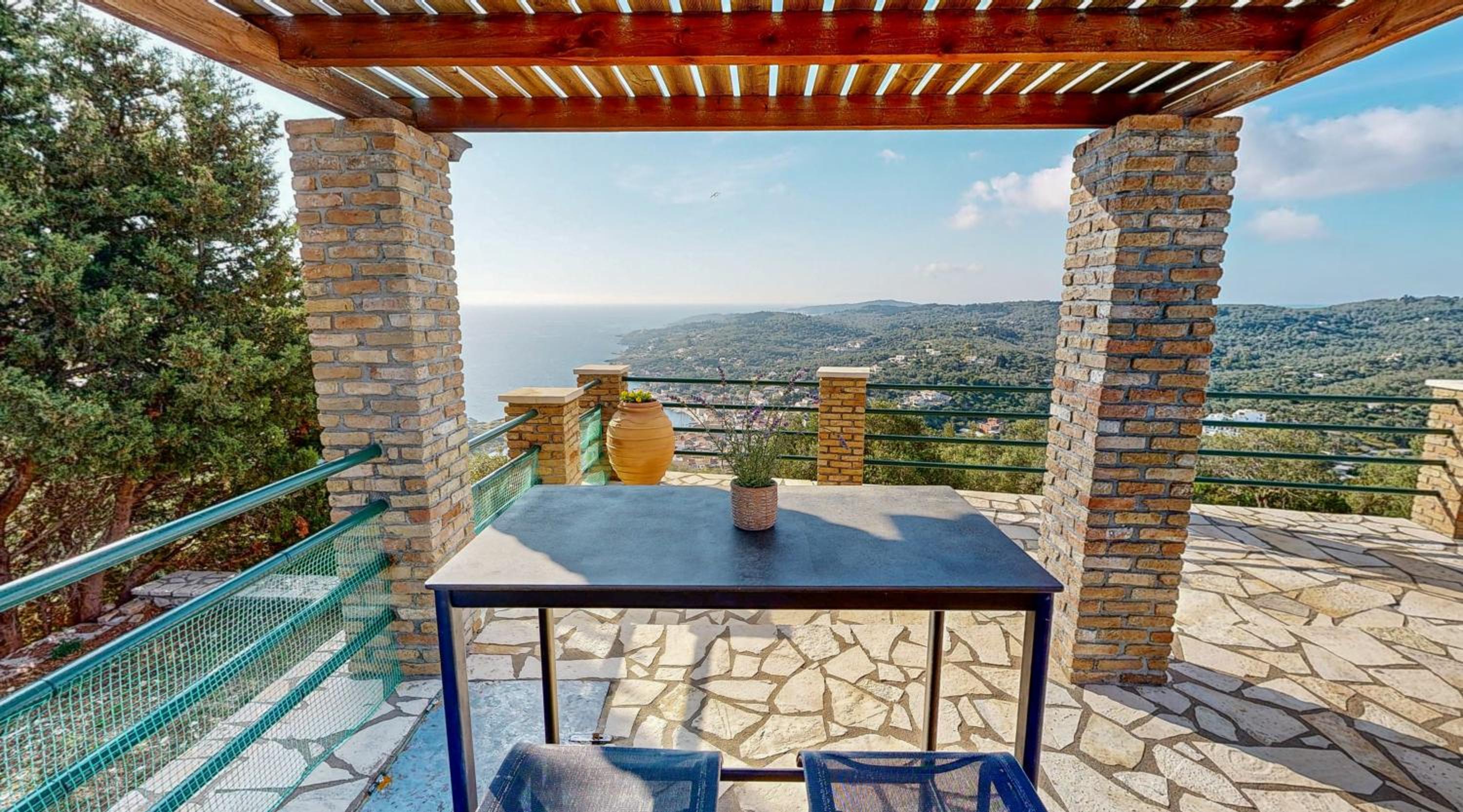 Villa Meroviglia