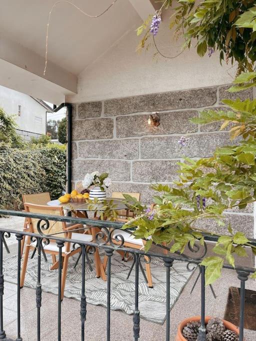 Souto Guimarães Country House