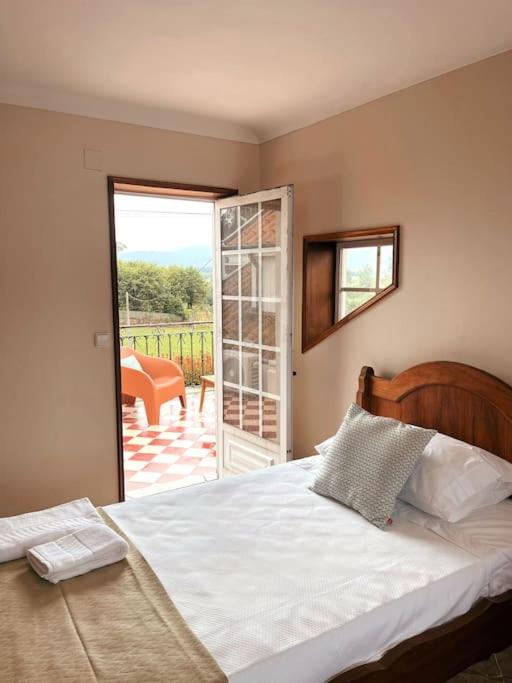 Souto Guimarães Country House