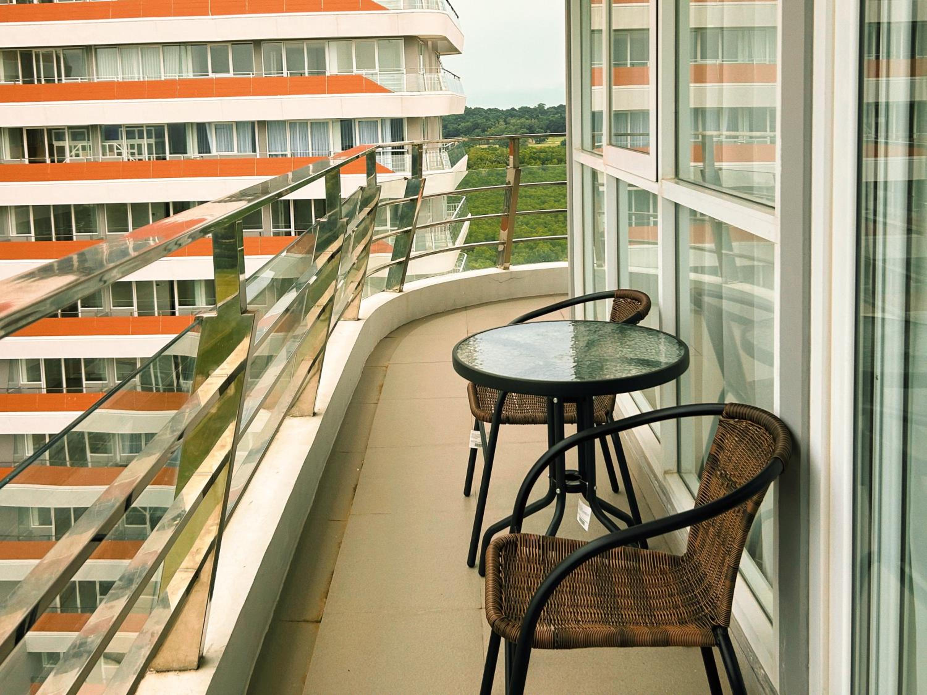balance & terrace