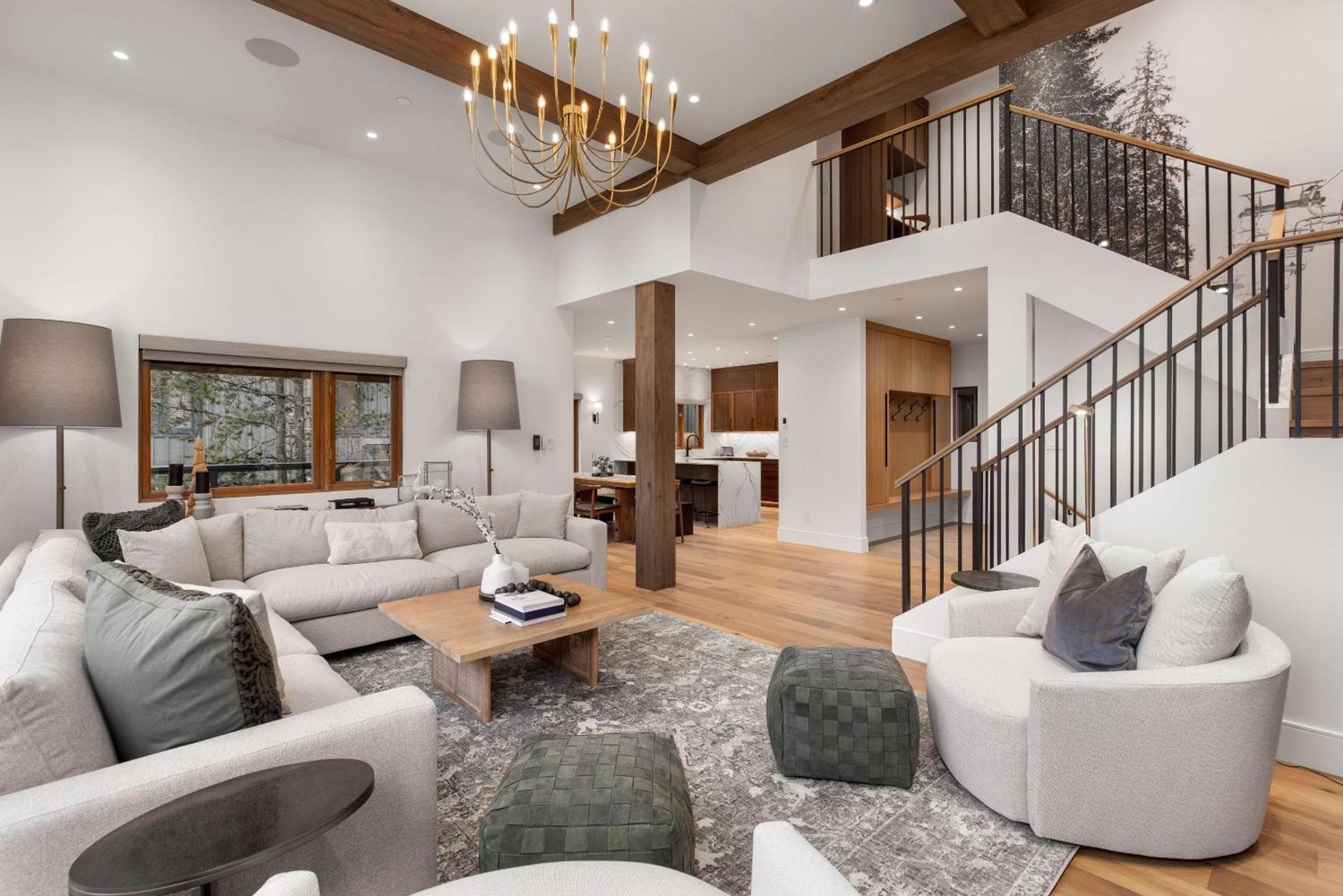 Taluswood The Ridge 07 | Newly Renovated! Ski Access Townhome w/ Private Hot Tub & Stunning Views