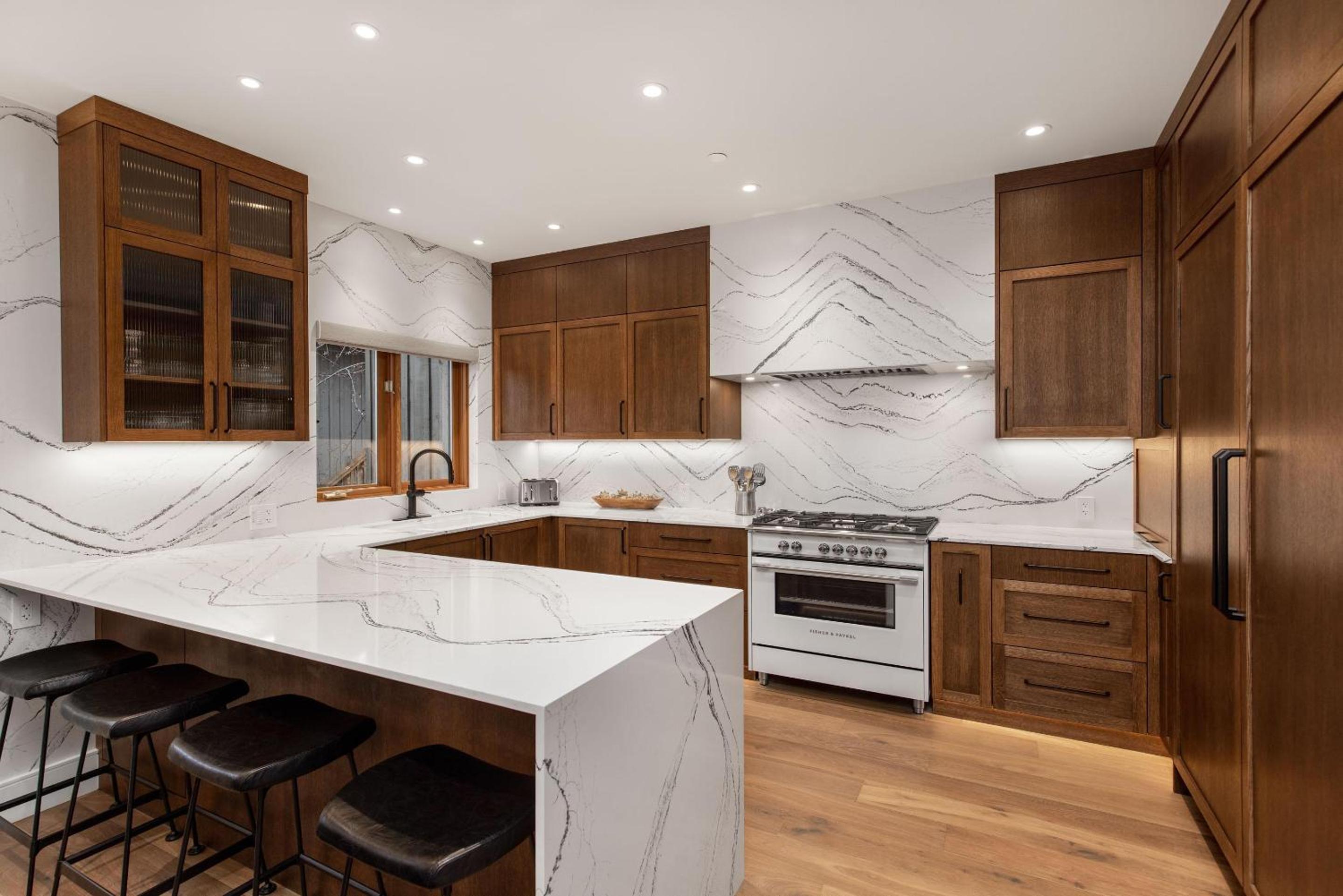 Taluswood The Ridge 07 | Newly Renovated! Ski Access Townhome w/ Private Hot Tub & Stunning Views