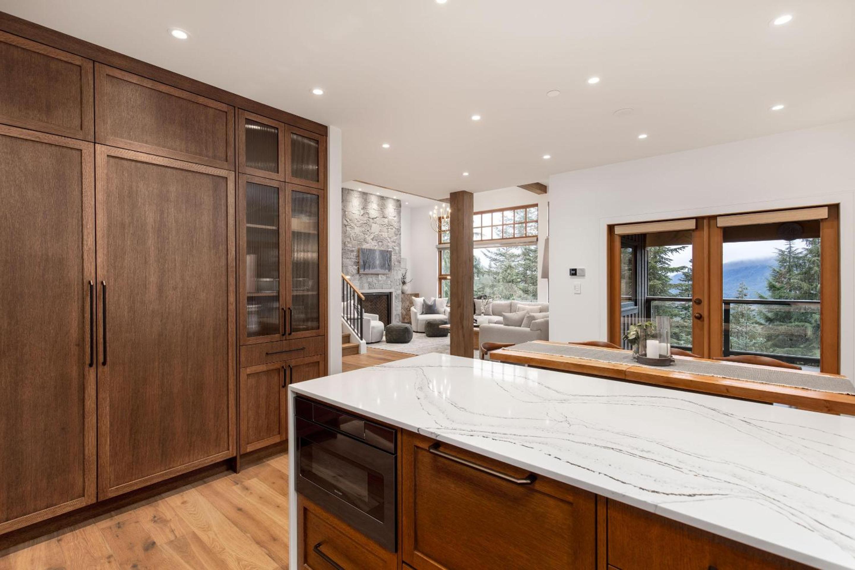 Taluswood The Ridge 07 | Newly Renovated! Ski Access Townhome w/ Private Hot Tub & Stunning Views