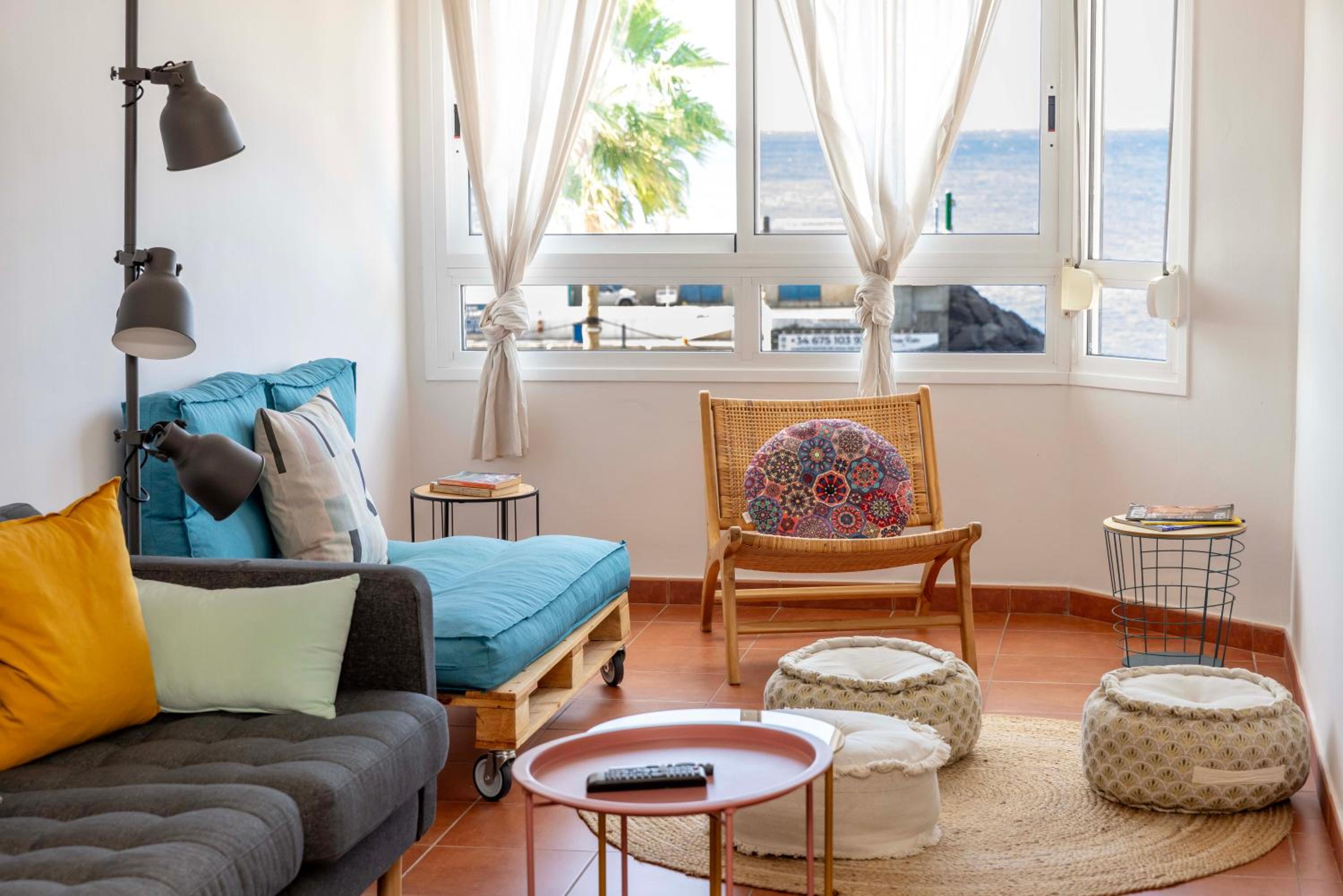 Artistic beachfront apartment