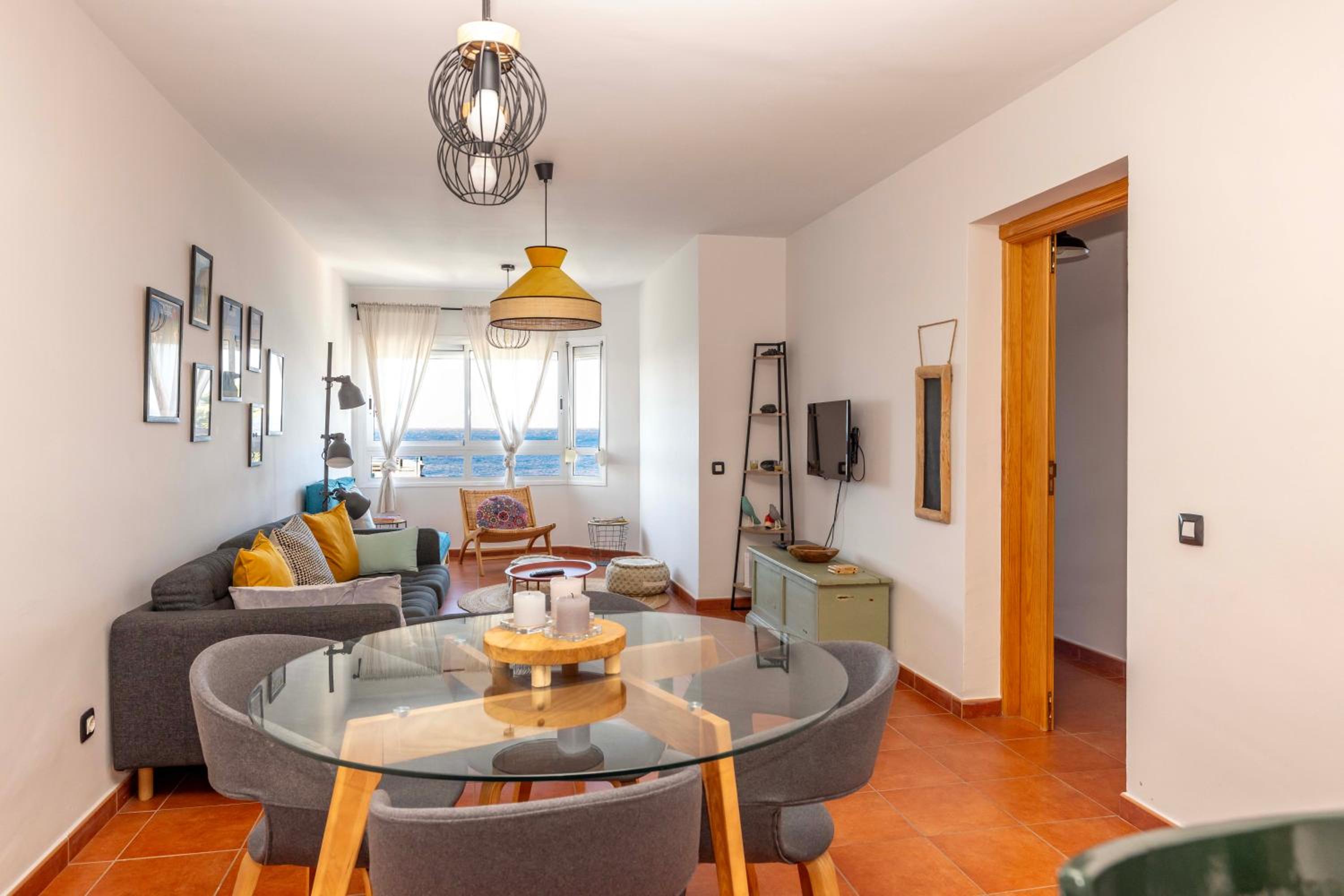 Artistic beachfront apartment