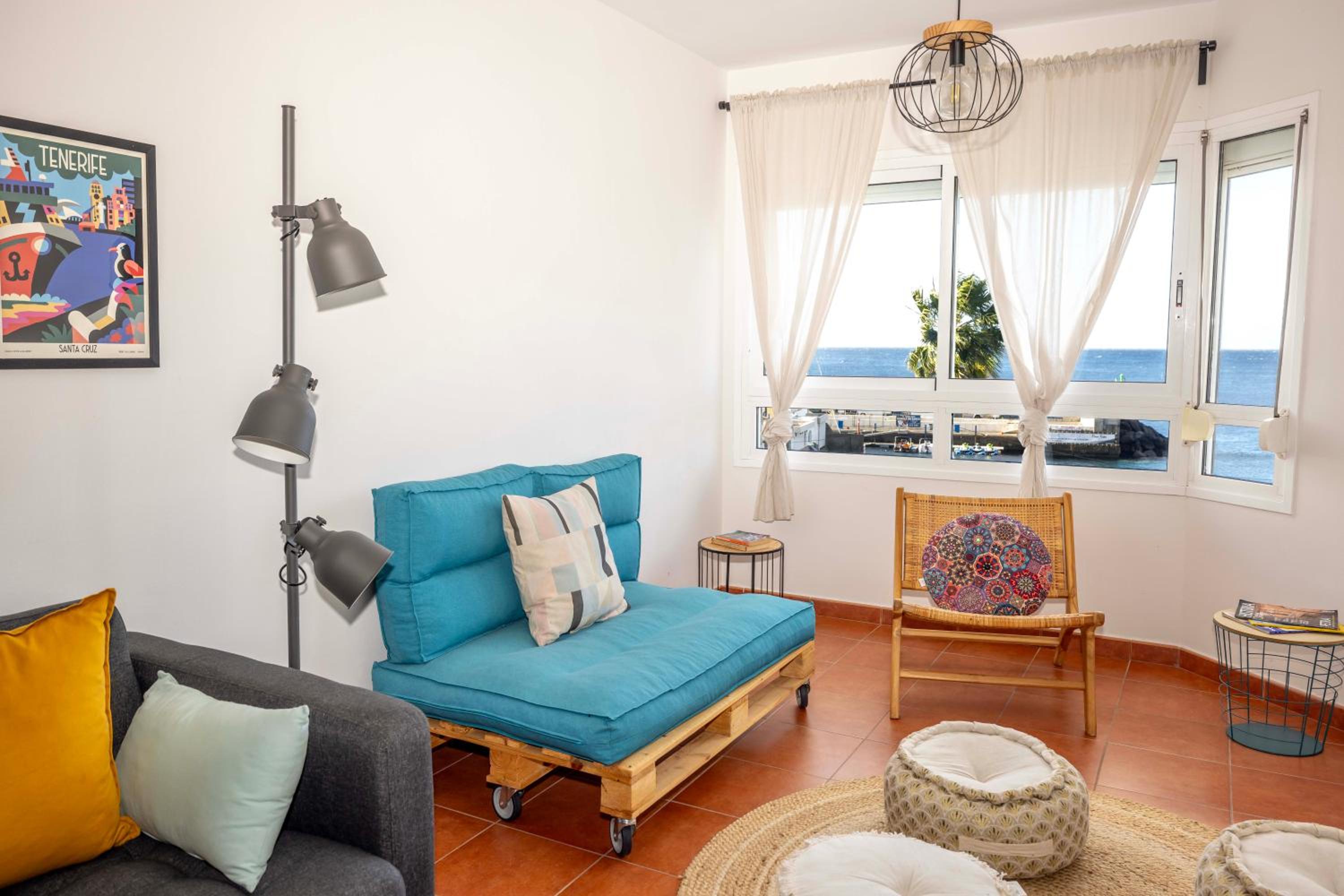 Artistic beachfront apartment