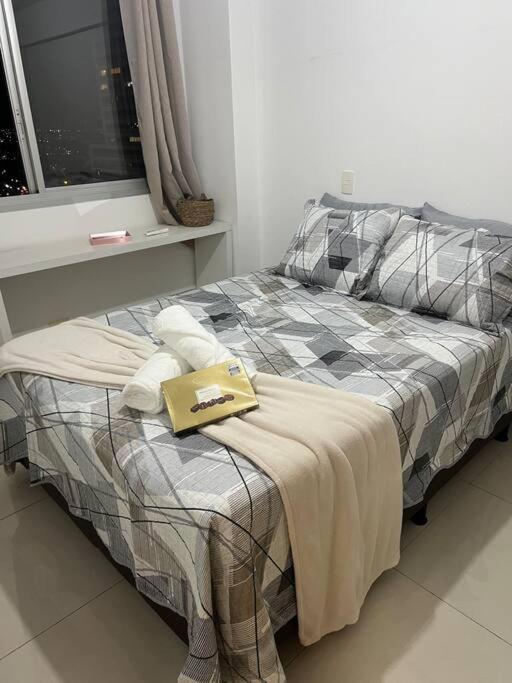 Apt luxo, vista belíssima, 2 suítes Df plaza