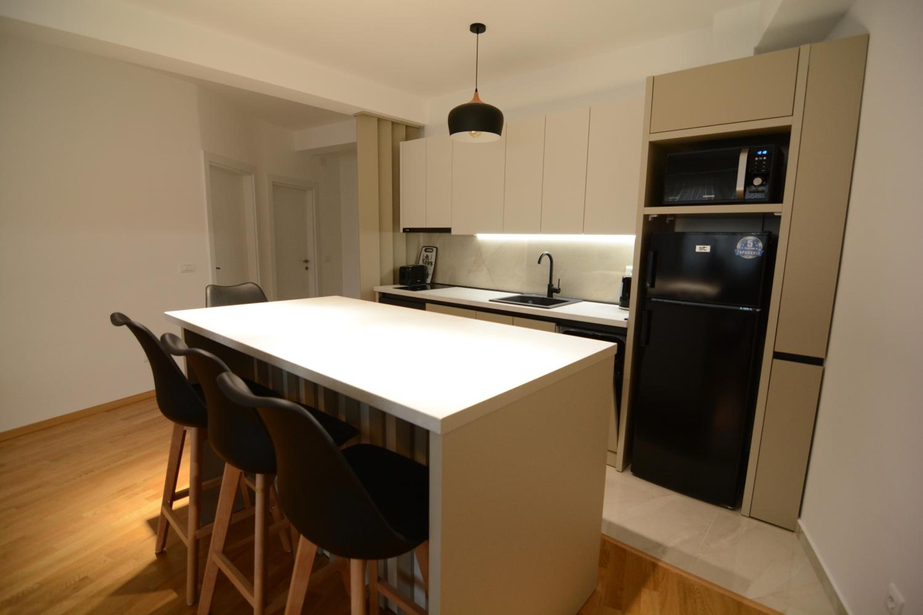 Emily Apartment Ohrid -Modern and cosy- view 5