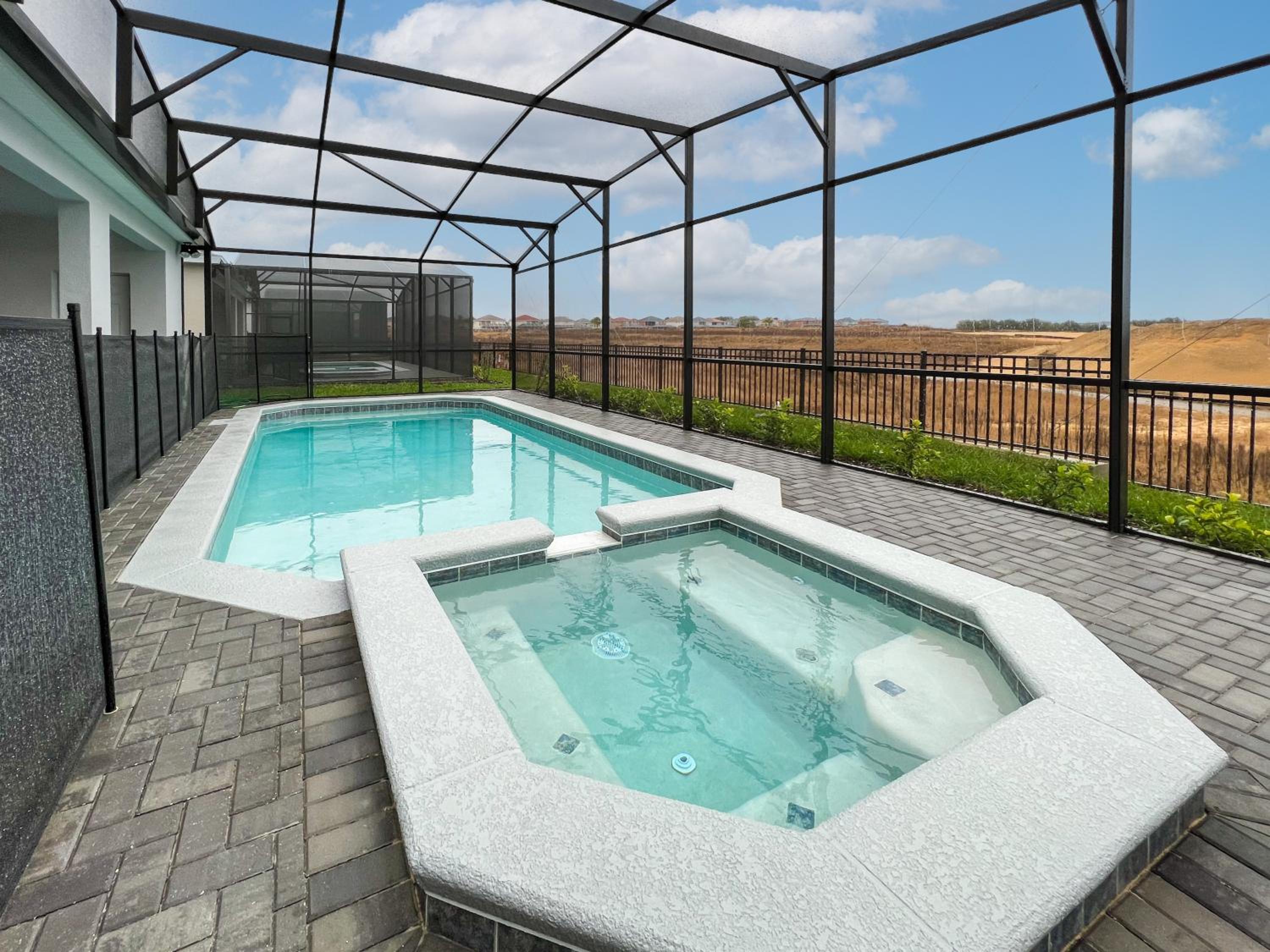 Luxury Family Retreat at Windsor Island Resort view 5