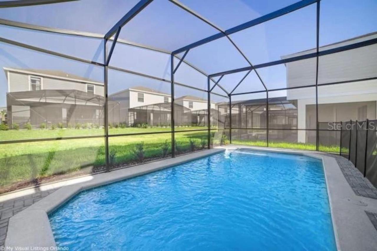 5 Bedroom 4 Bathroom Windsor at Westside 8933PW view 5